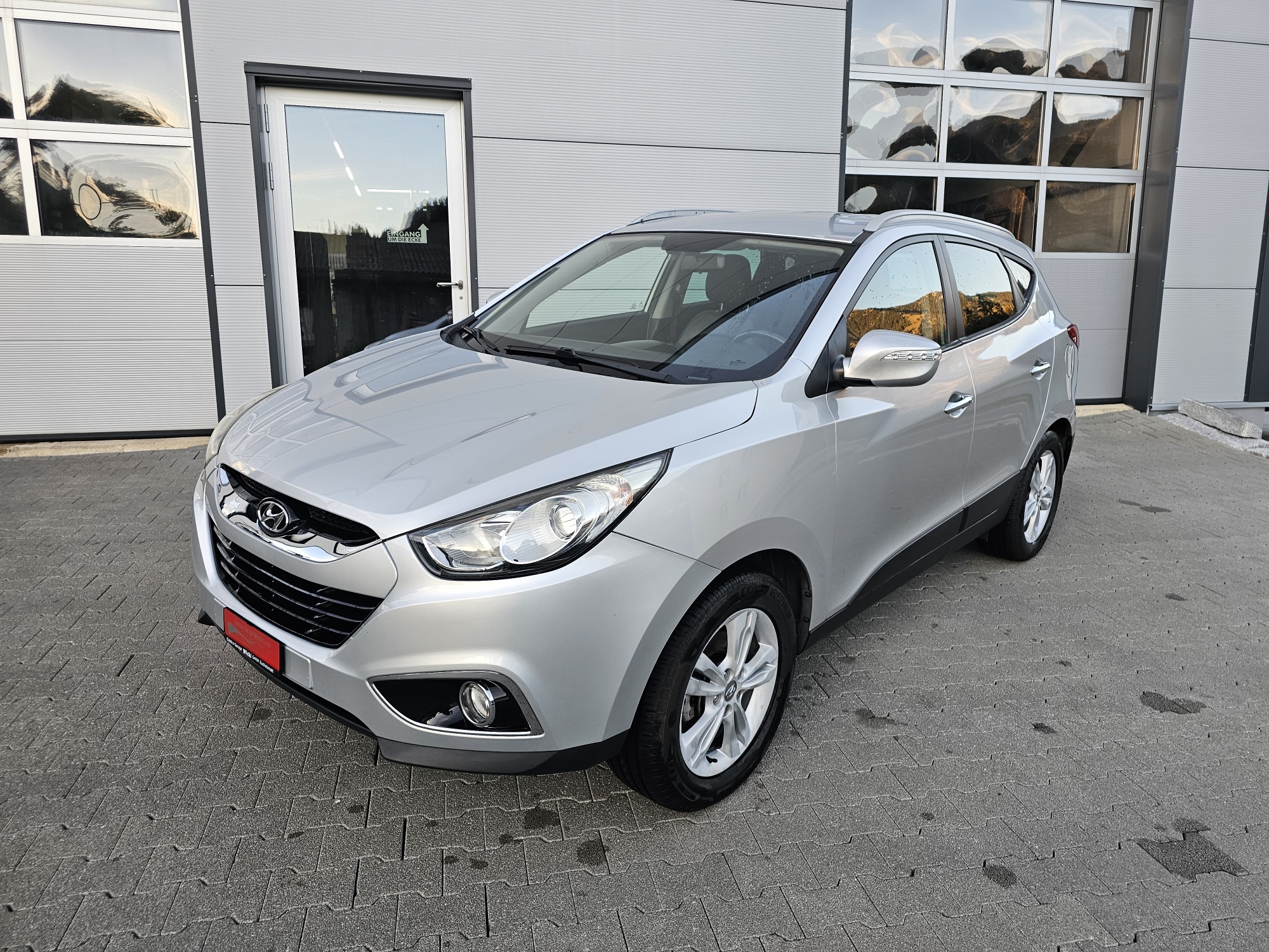 Car photo