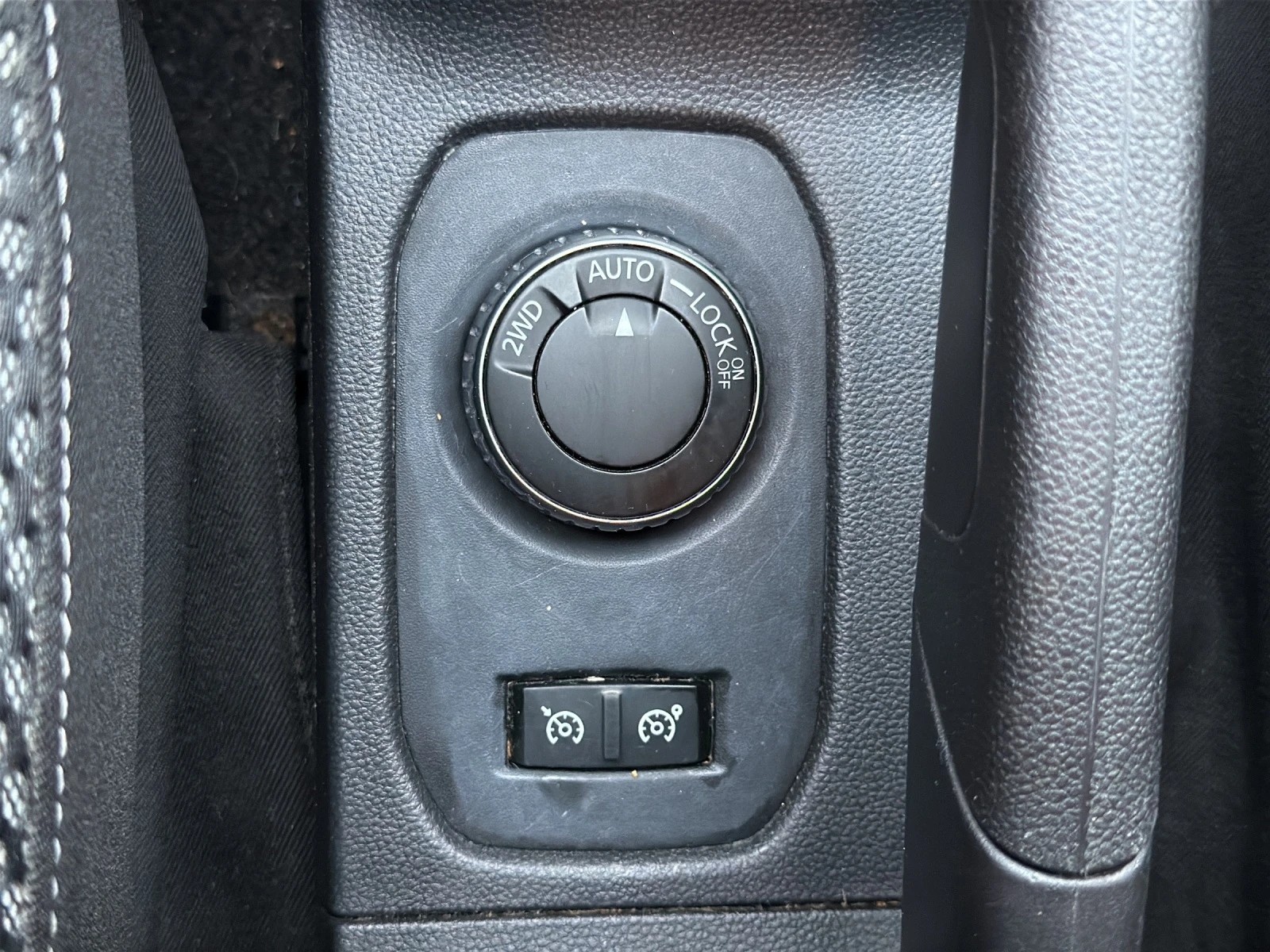 DACIA Duster TCe 125 Prestige 4x4-image-26
