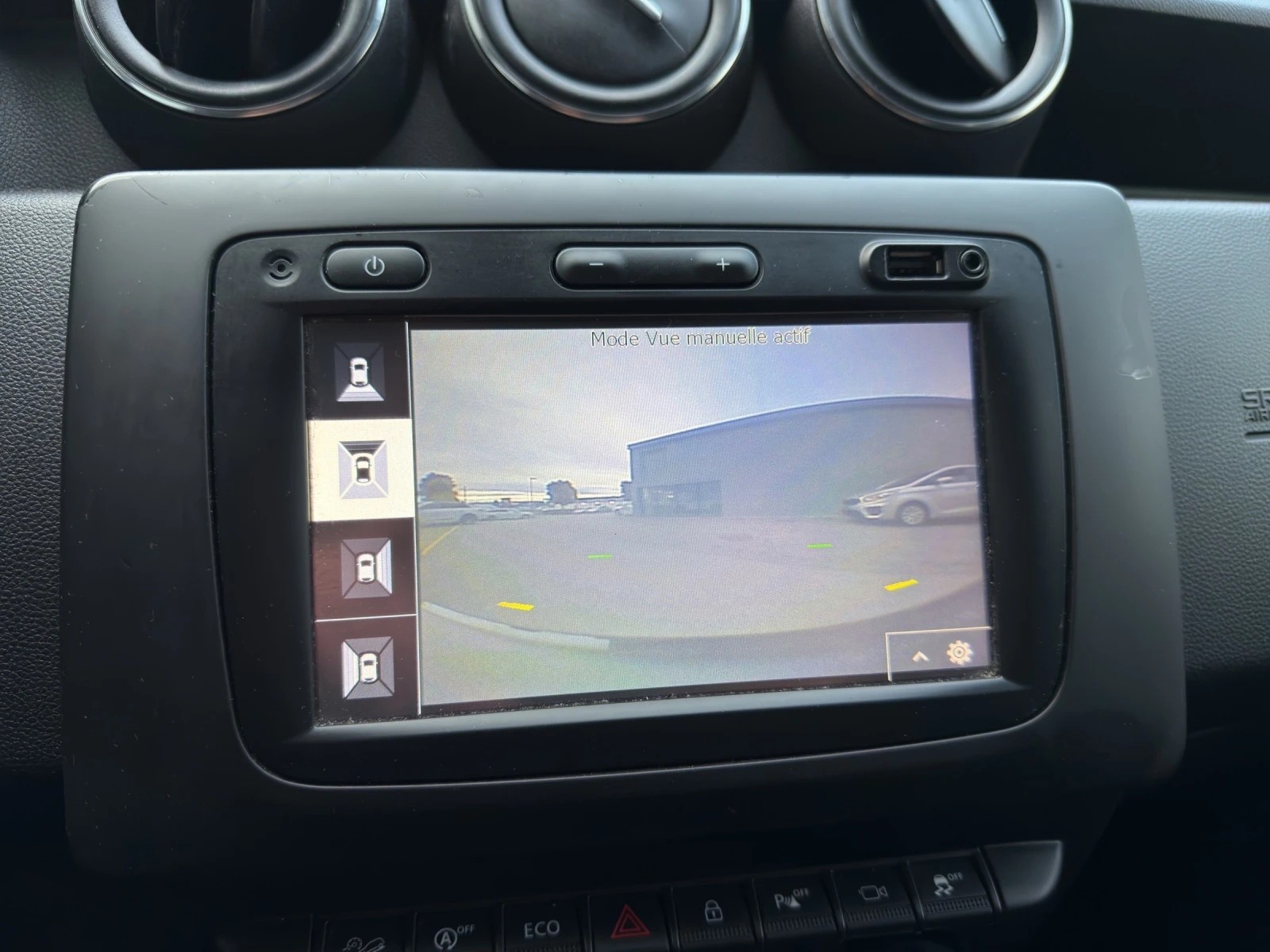 DACIA Duster TCe 125 Prestige 4x4-image-29