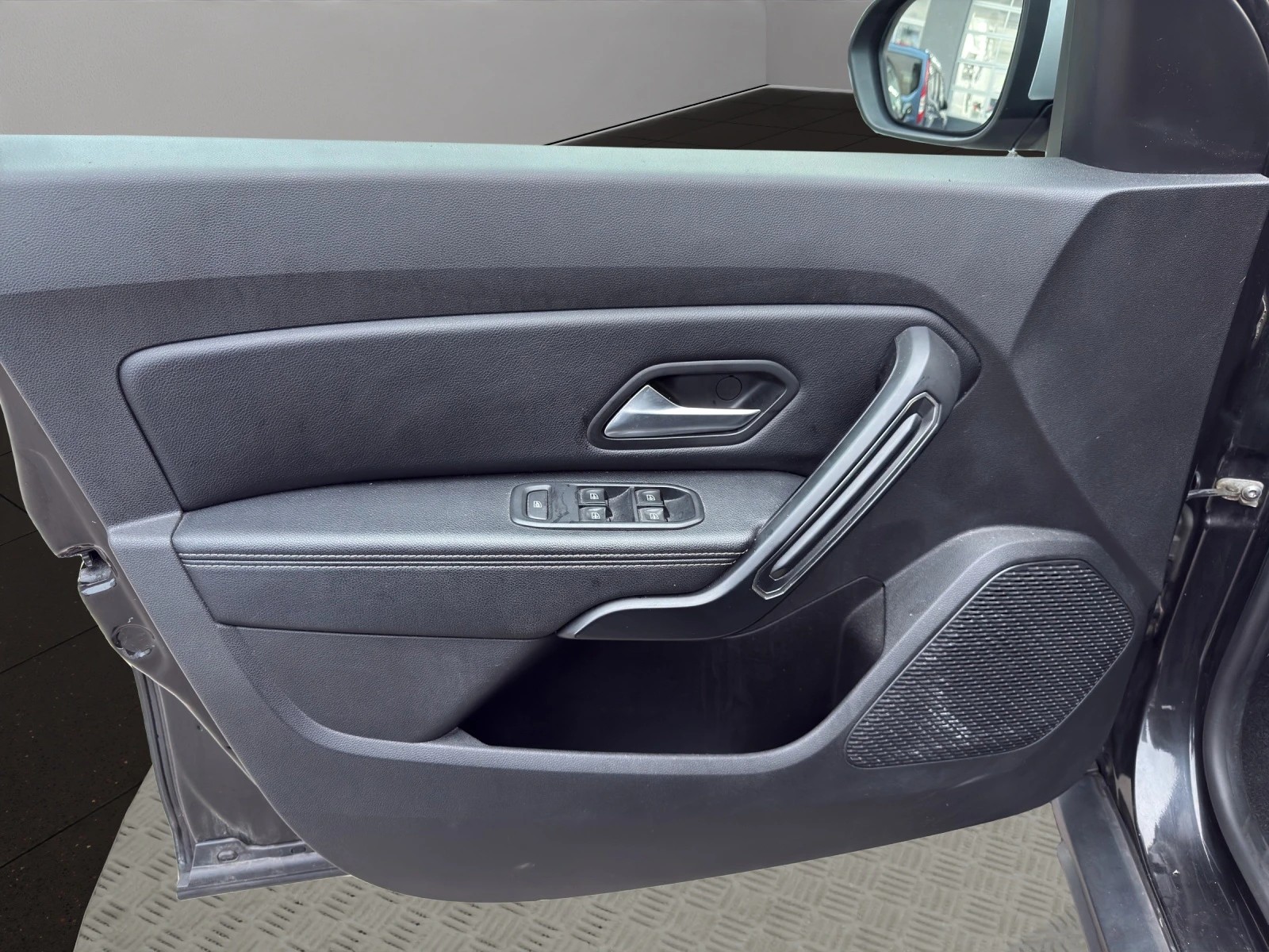DACIA Duster TCe 125 Prestige 4x4-image-11