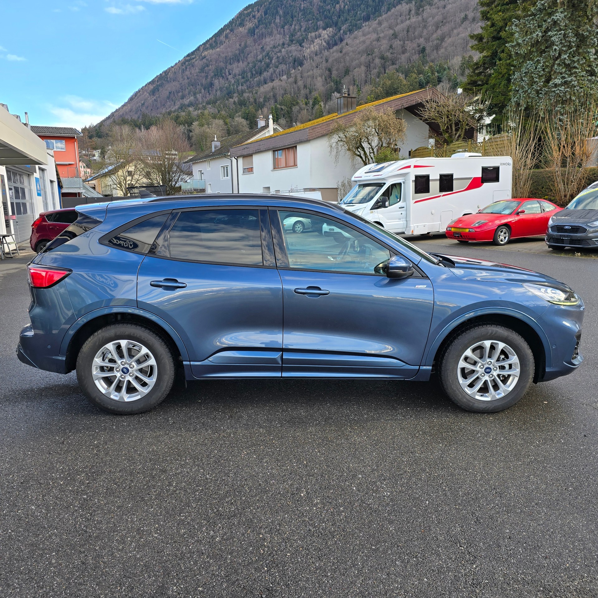 FORD Kuga 2.5 Plug-in Hybrid ST-Line X-image-4