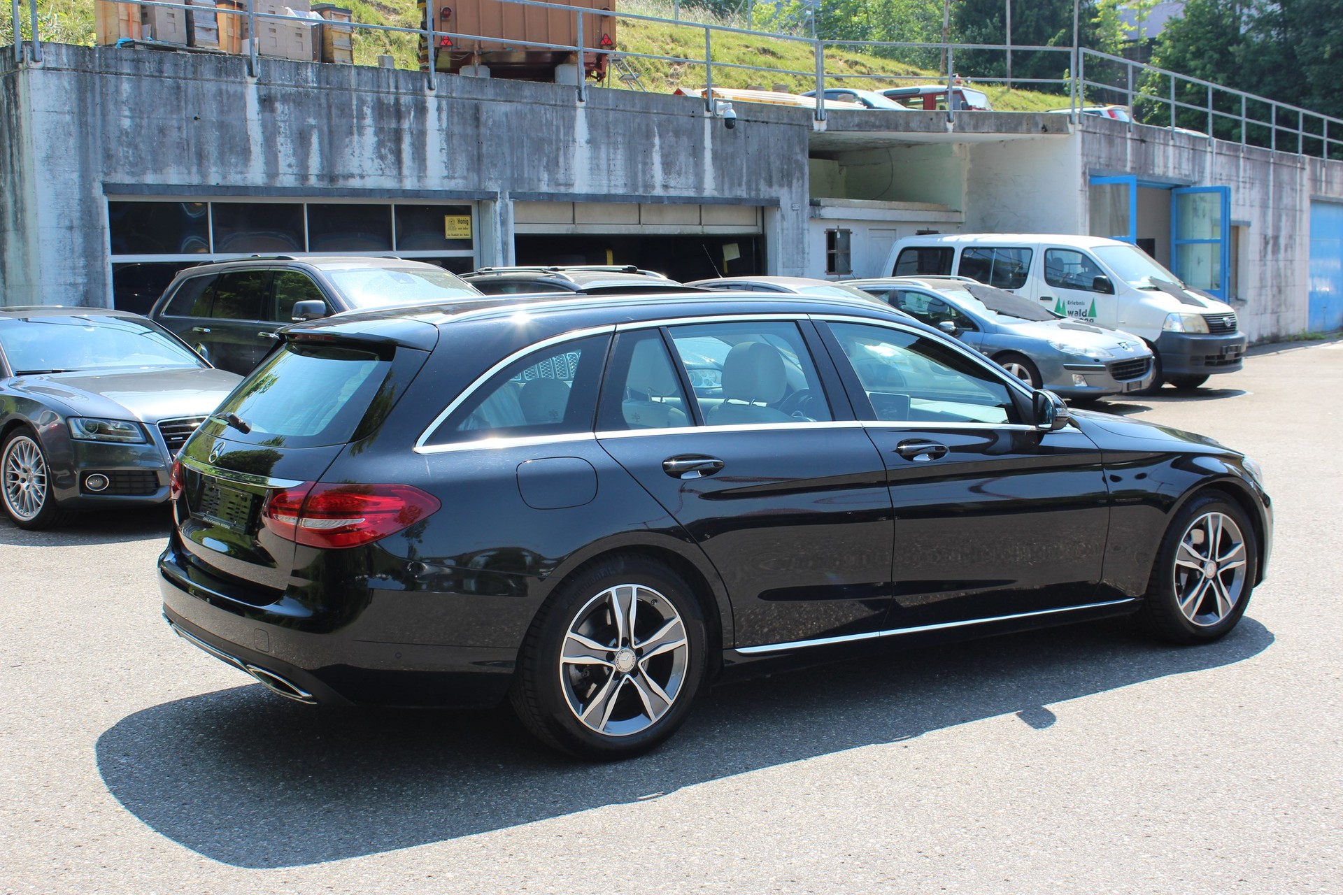 MERCEDES-BENZ C 250 Exclusive 7G-Tronic-image-4