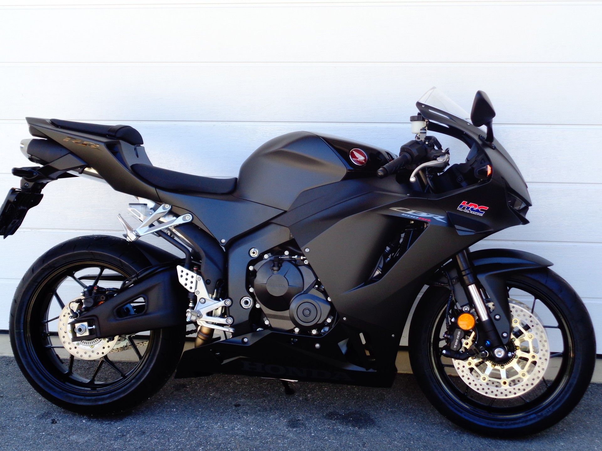 HONDA CBR 600 RR Supersport-showroom-element-1
