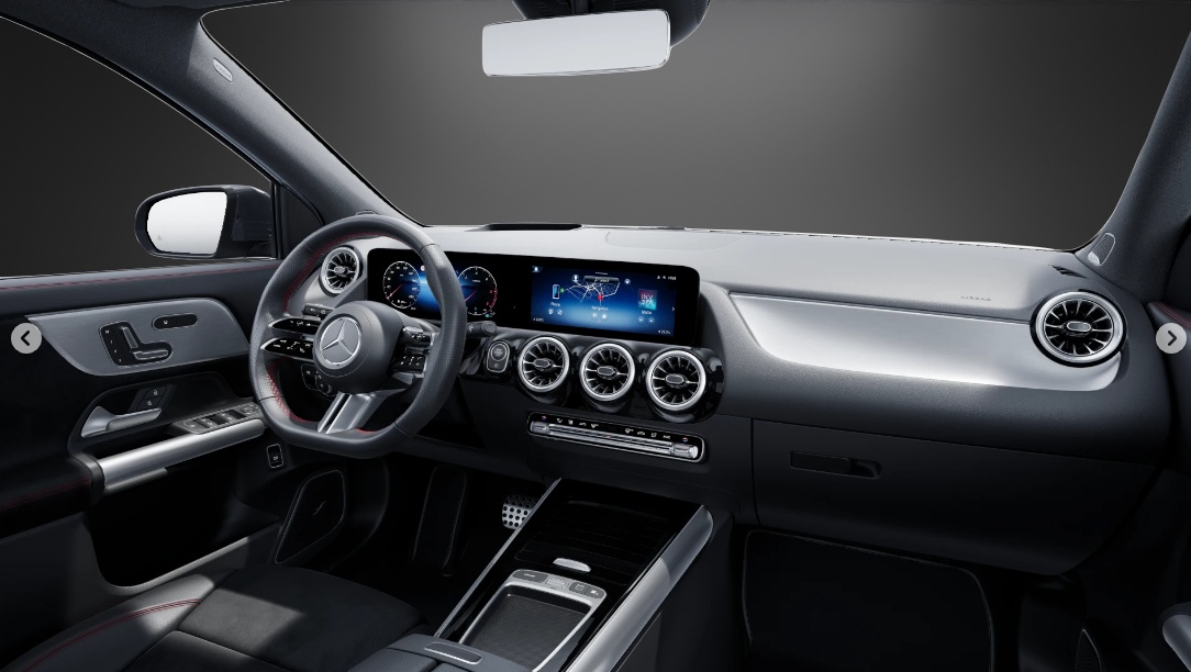 MERCEDES-BENZ GLA 220d 4Matic 8G-DCTSwiss Star-image-5