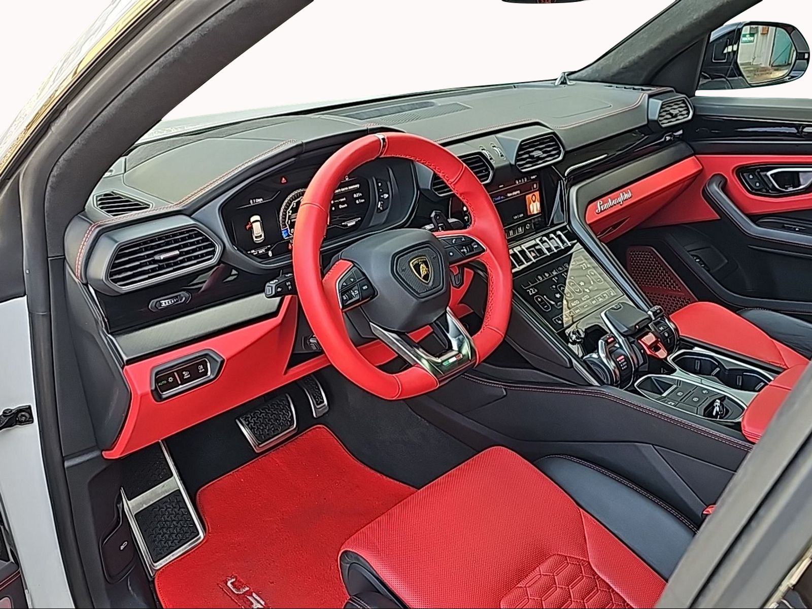 LAMBORGHINI Urus E-Gear-image-8