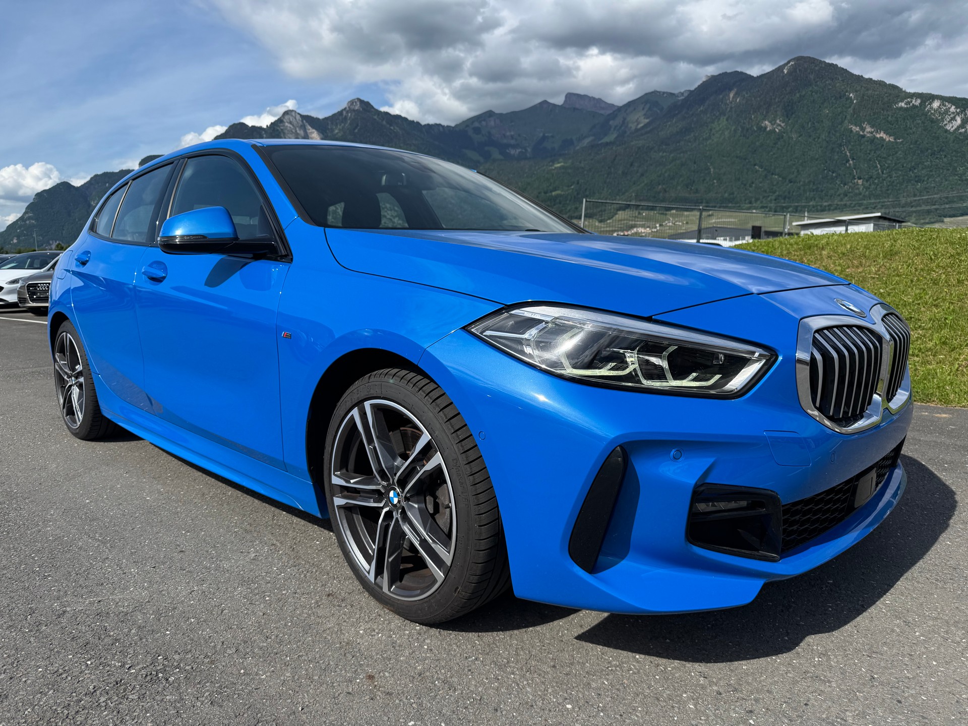 BMW 120d xDrive Steptronic M Sport-image-2