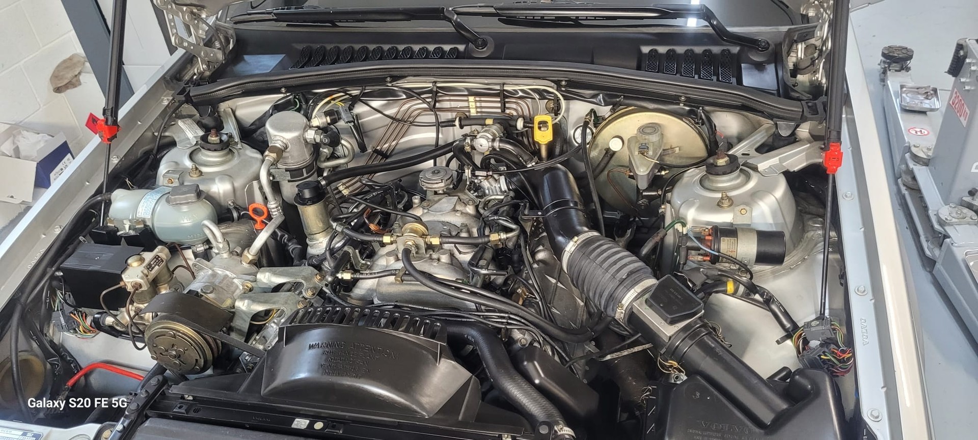 VOLVO 760 2.9 GLE ABS-image-9