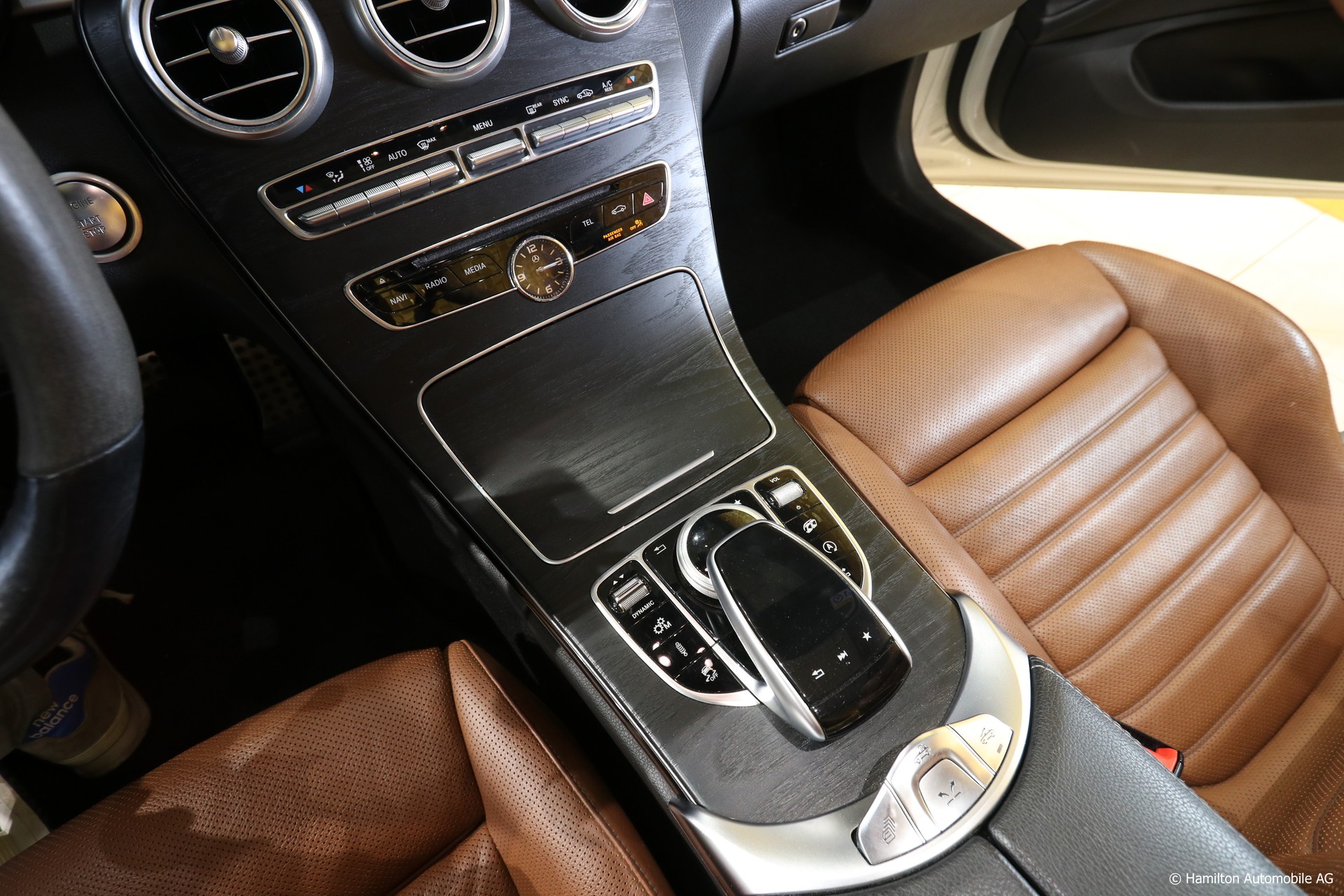 MERCEDES-BENZ C 43 Cabriolet AMG 4Matic 9G-Tronic-image-21