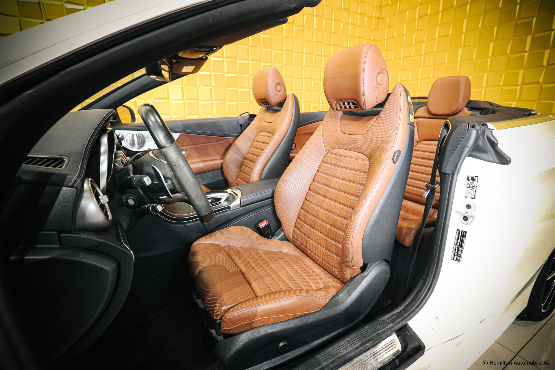 MERCEDES-BENZ C 43 Cabriolet AMG 4Matic 9G-Tronic-image-16