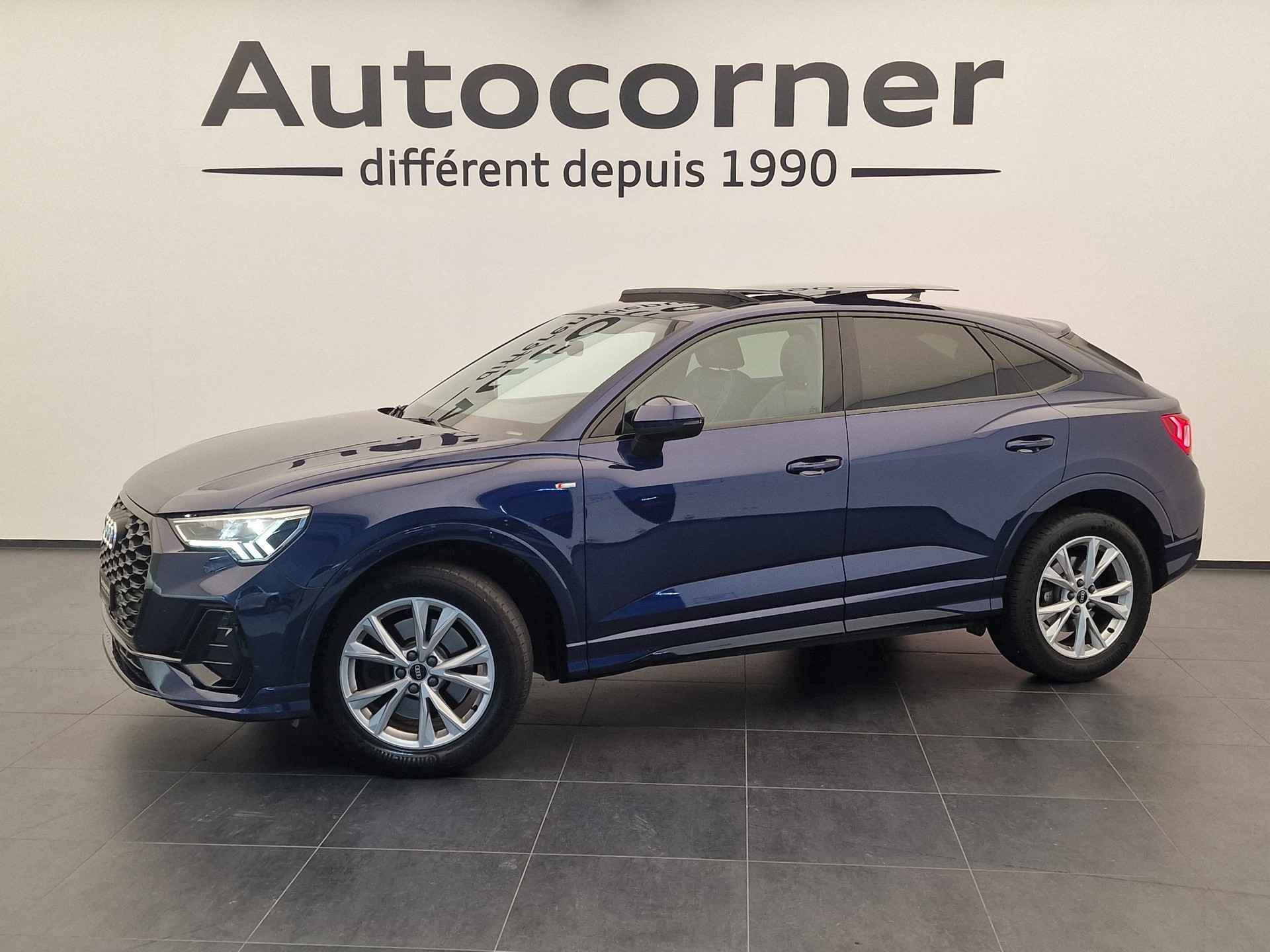 AUDI Q3 Sportback 40 TFSI S line quattro S-tronic-image-0