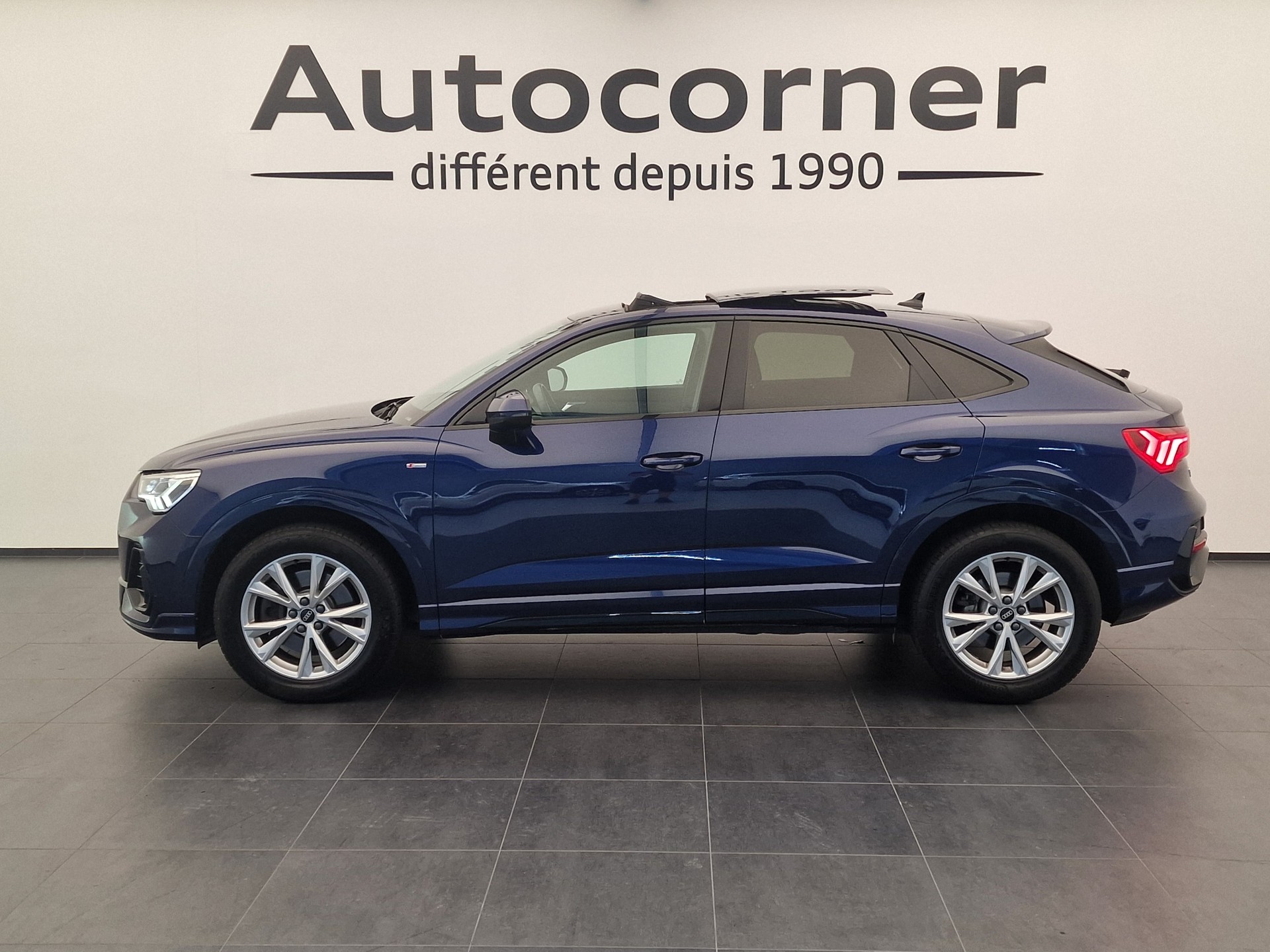 AUDI Q3 Sportback 40 TFSI S line quattro S-tronic-image-1