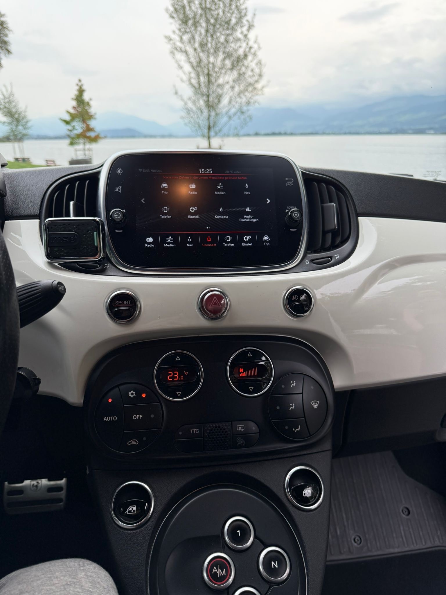 FIAT 595C 1.4 16V Turbo Abarth Scorpione Oro-image-2