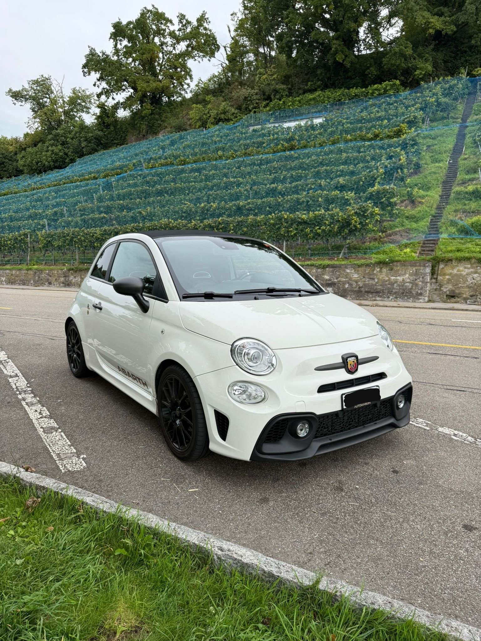 FIAT 595C 1.4 16V Turbo Abarth Scorpione Oro-image-0