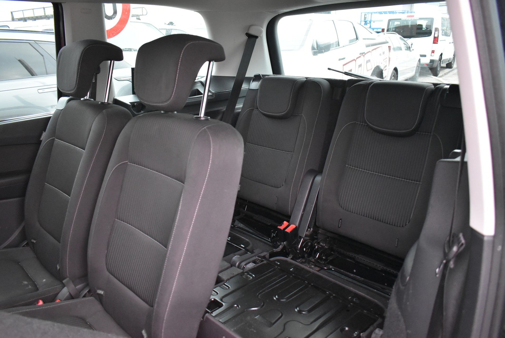 SEAT Alhambra 2.0 TSI Style Viva DSG-image-4