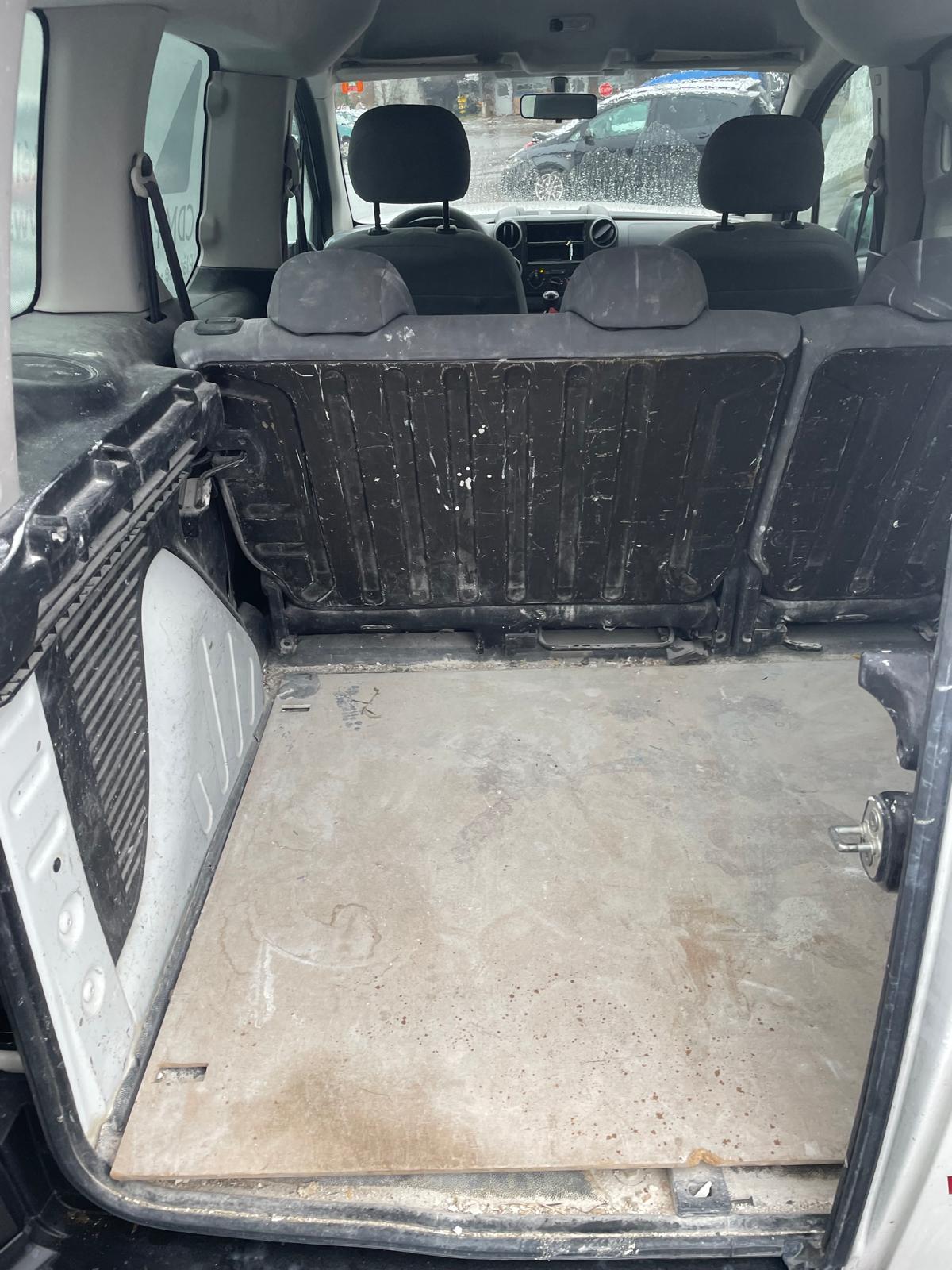 PEUGEOT Partner 1.6 Access-image-6