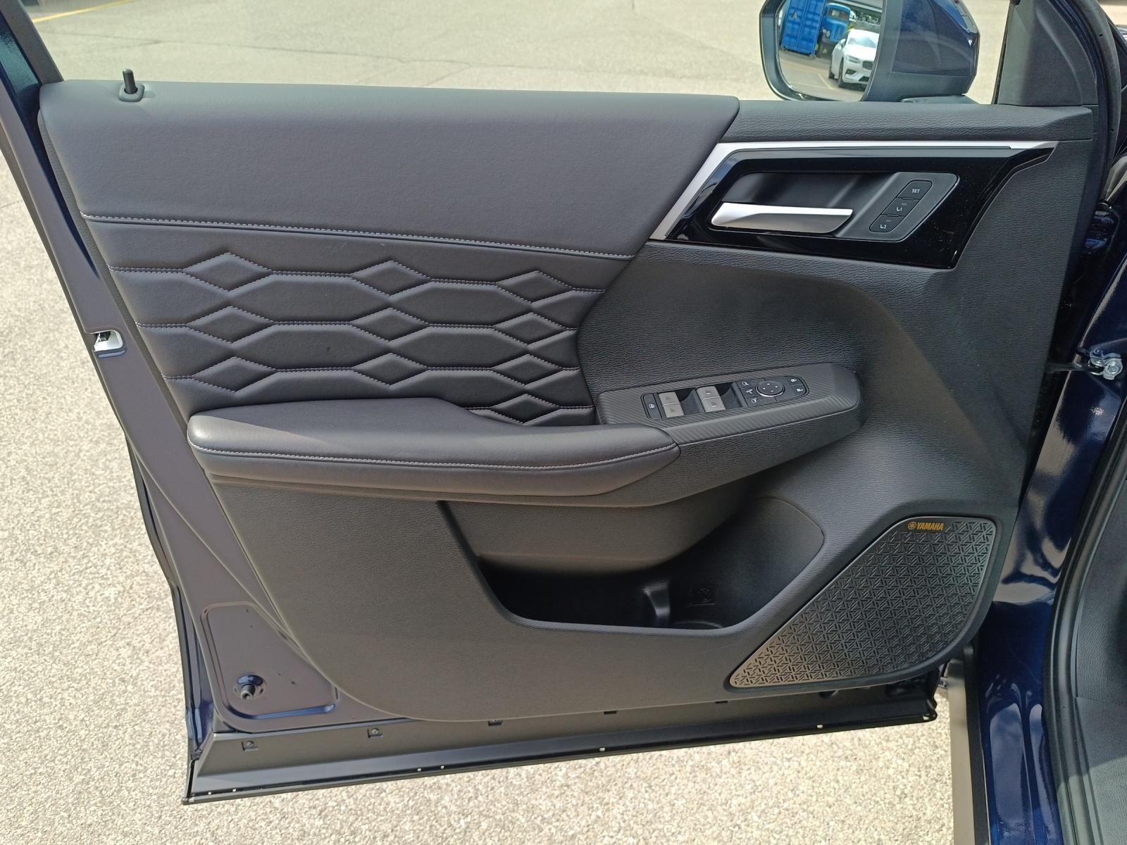 MITSUBISHI Outlander 2.4 PHEV Instyle 4x4-image-12