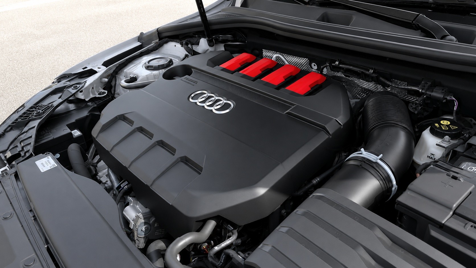 AUDI S3 Sportback TFSI quattro S-tronic-image-6