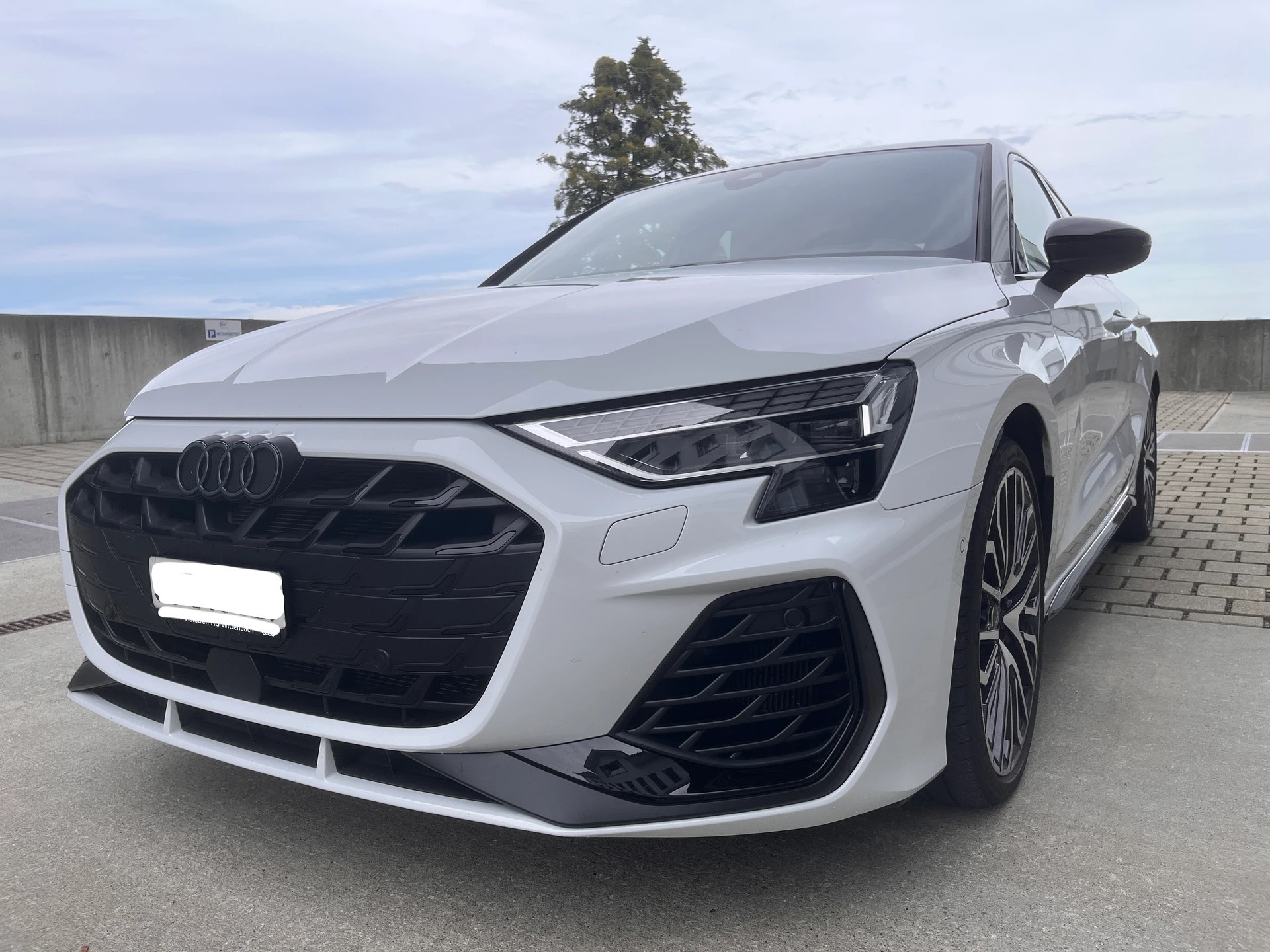 AUDI S3 Sportback TFSI quattro S-tronic-image-0