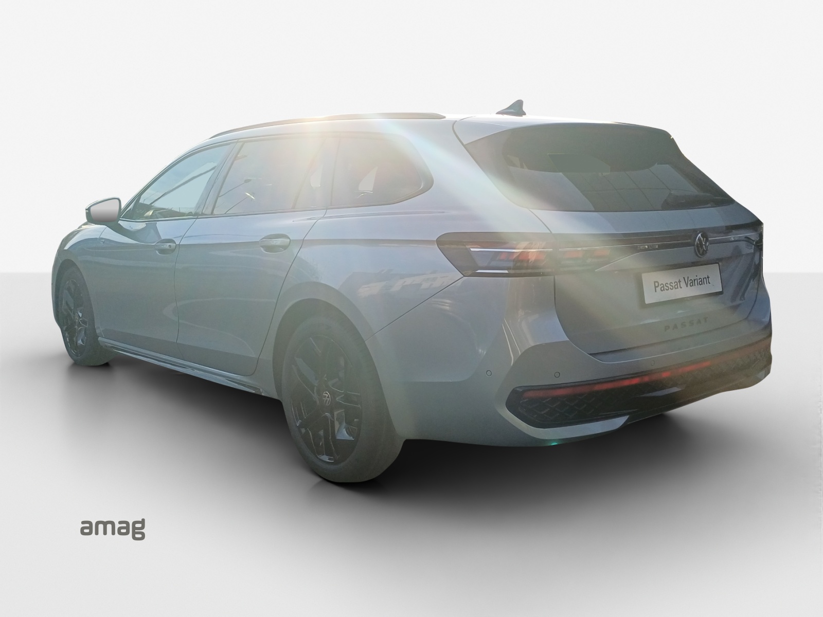 VW Passat Variant 2.0 TSI evo4 R-Line 4 Motion DSG-image-2