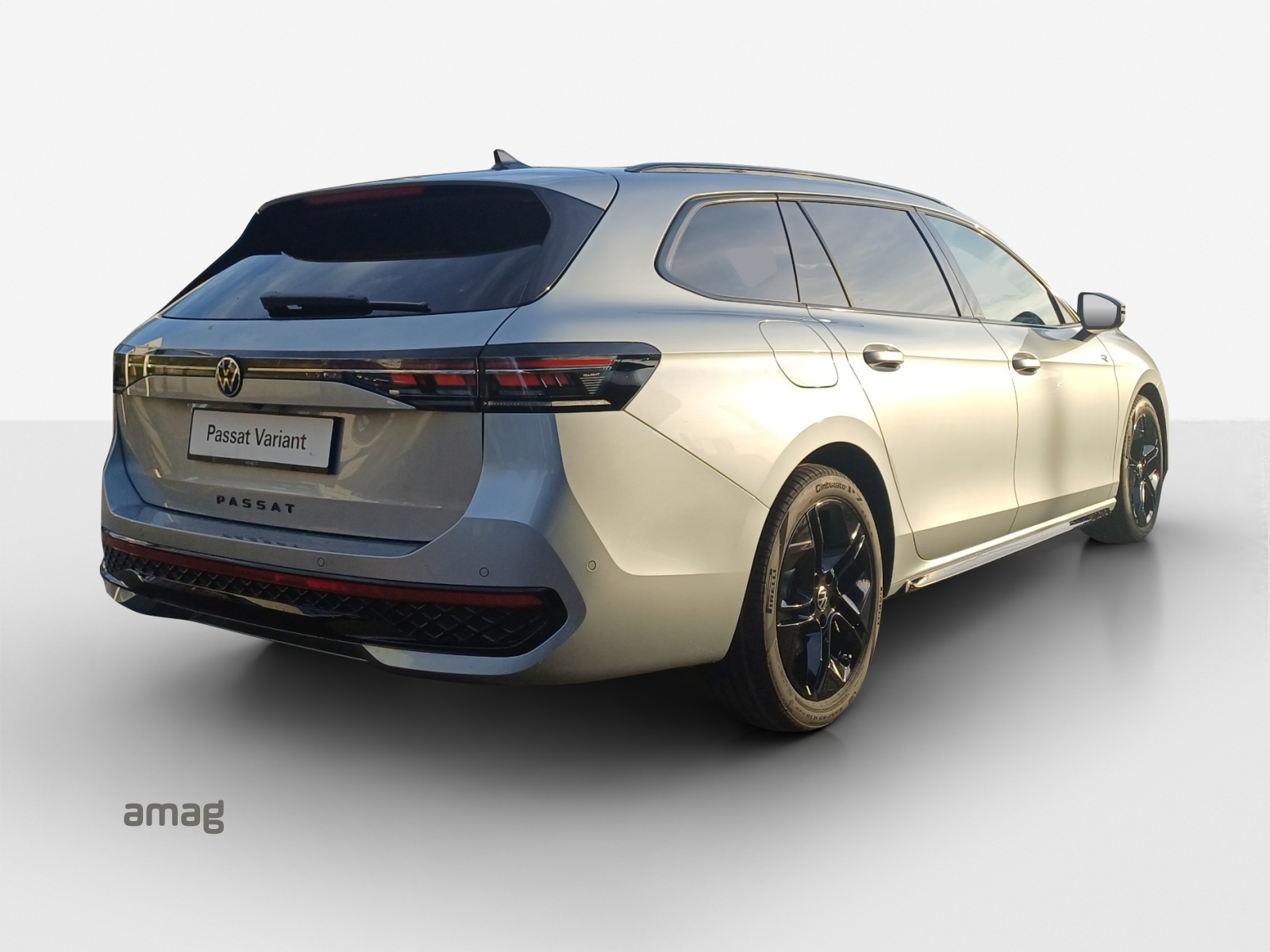VW Passat Variant 2.0 TSI evo4 R-Line 4 Motion DSG-image-4