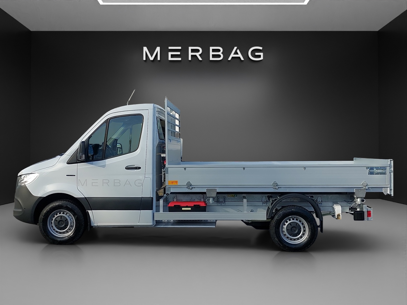 MERCEDES-BENZ eSprinter 420 PRO CH 3665mm S-image-4