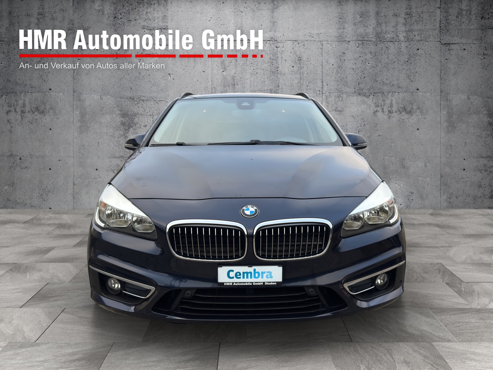 BMW 220i Active Tourer Luxury Line Steptronic-image-4