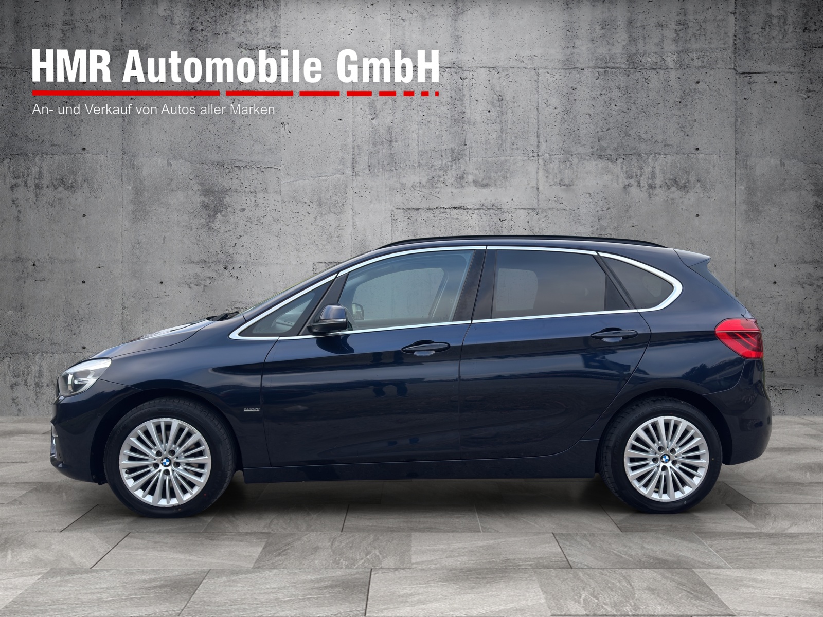BMW 220i Active Tourer Luxury Line Steptronic-image-7