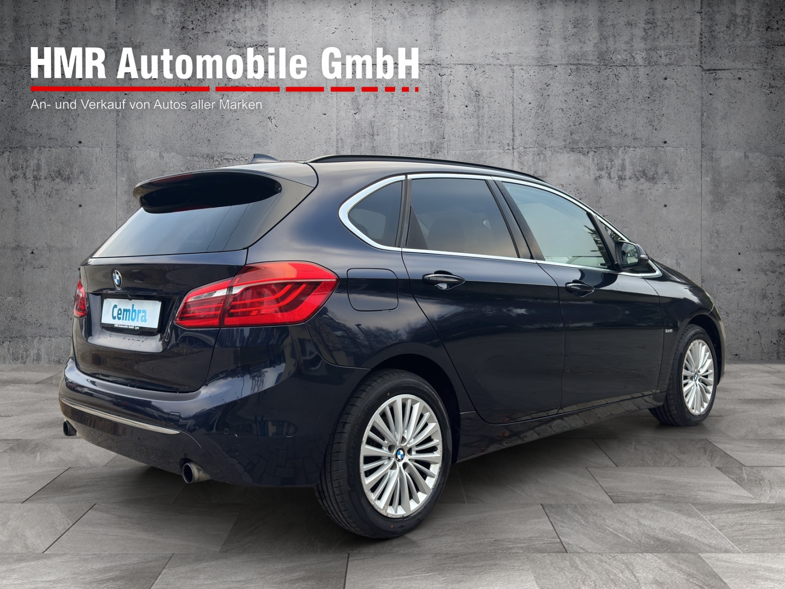 BMW 220i Active Tourer Luxury Line Steptronic-image-3