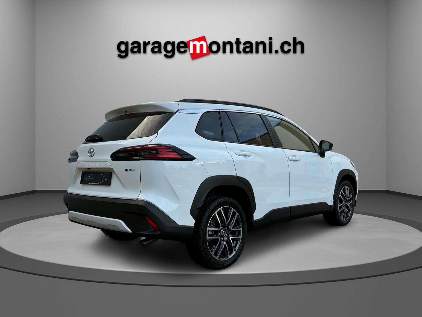 TOYOTA Corolla Cross 2.0 HSD Trend AWD-i-image-2