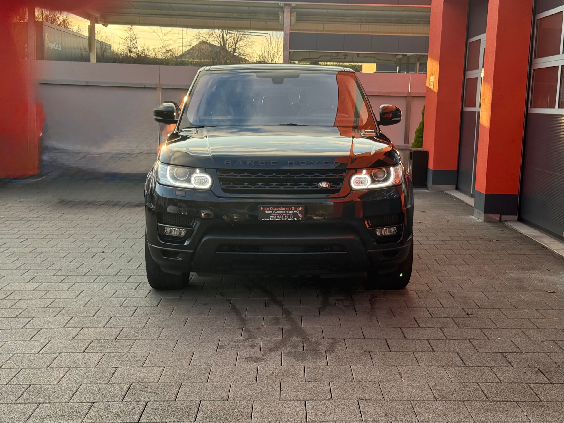 LAND ROVER Range Rover Sport 3.0 TDV6 HSE Automatic-image-0