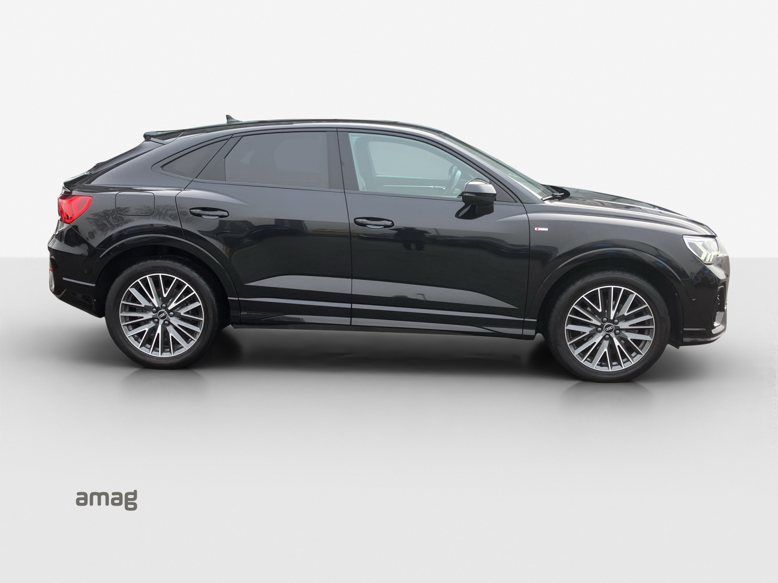 AUDI Q3 Sportback 35 TFSI S line Attraction S-tronic-image-15