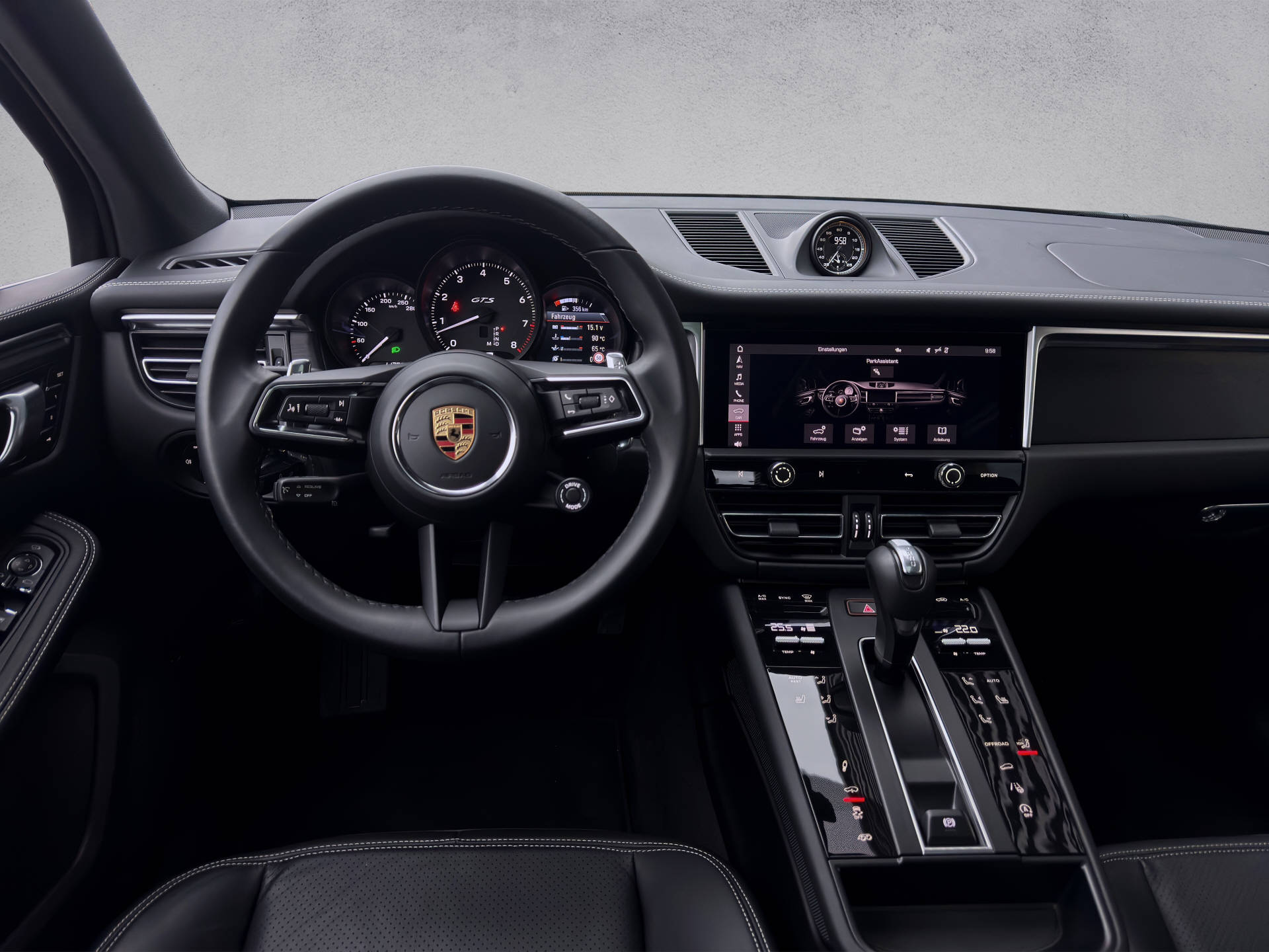 PORSCHE Macan GTS-image-5