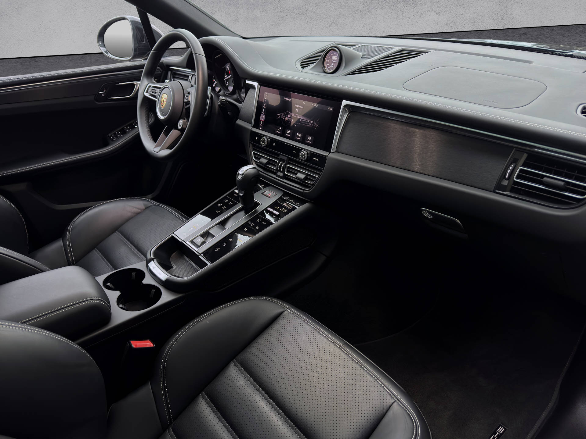 PORSCHE Macan GTS-image-7