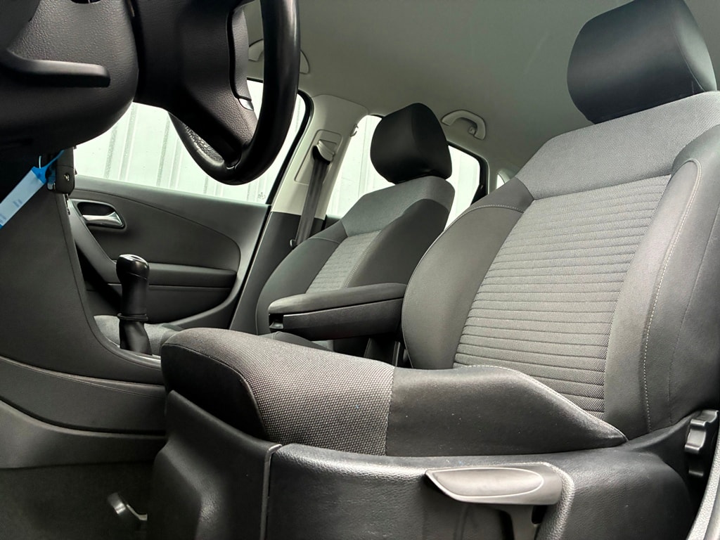 VW Polo 1.2 TSI Comfortline-image-9
