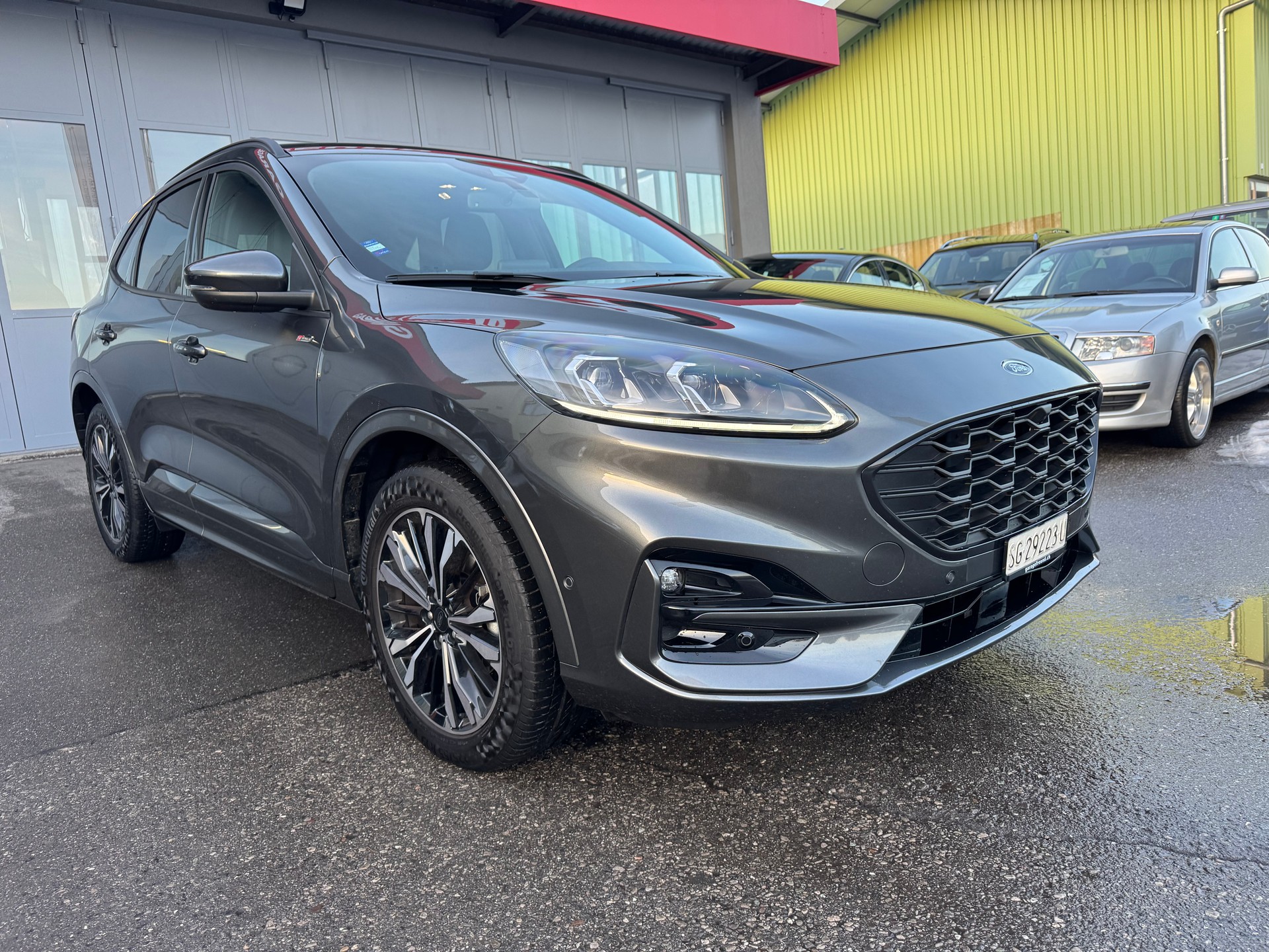 FORD Kuga 2.5 FHEV ST-Line X 4WD-image-1