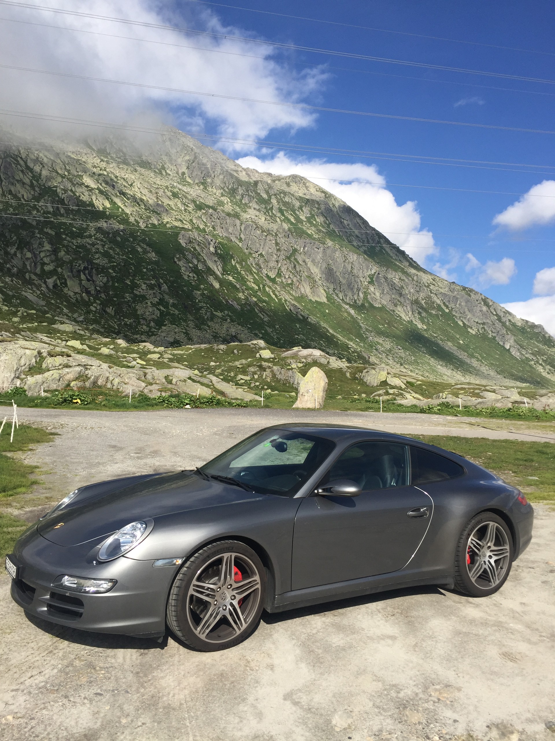 PORSCHE 911 Carrera 4S-image-7