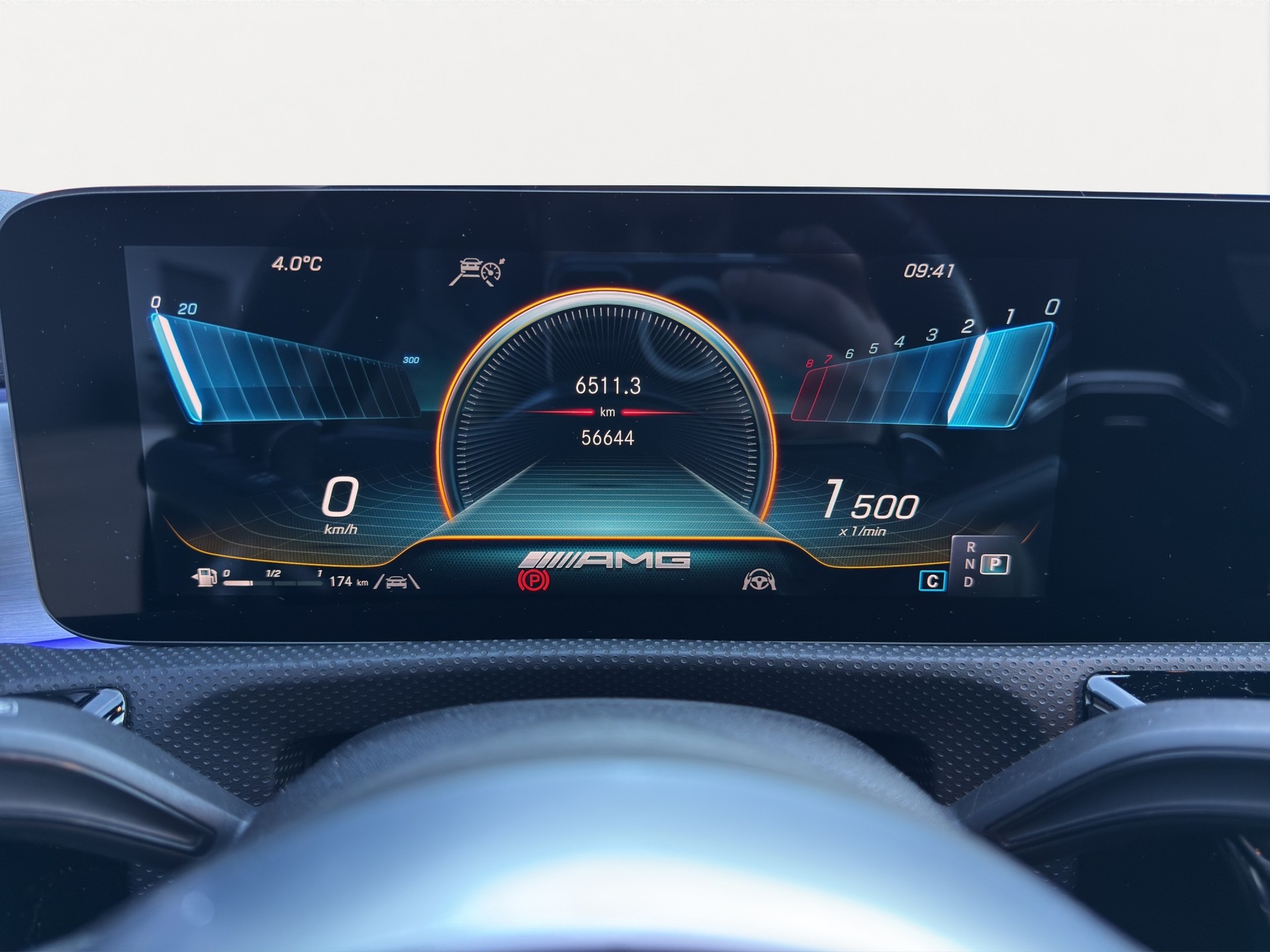 MERCEDES-BENZ A 45 S AMG 4Matic+ Speedshift-image-7