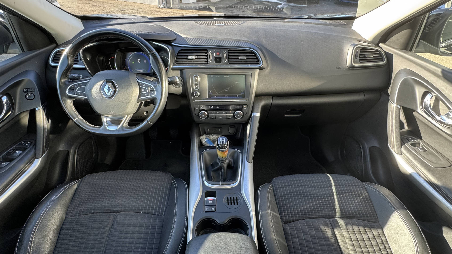 RENAULT Kadjar 1.2 TCe Bose-image-4