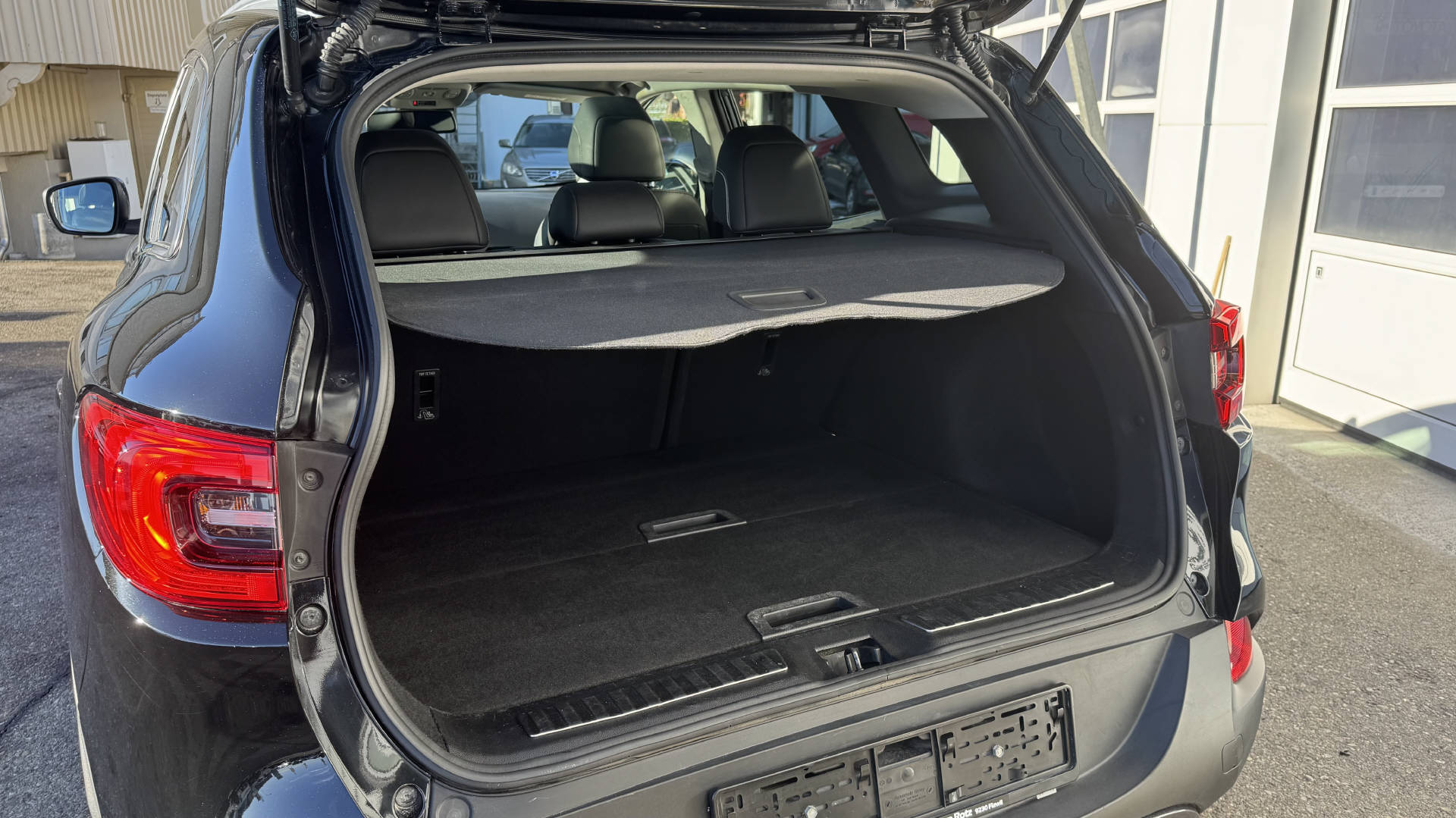 RENAULT Kadjar 1.2 TCe Bose-image-12