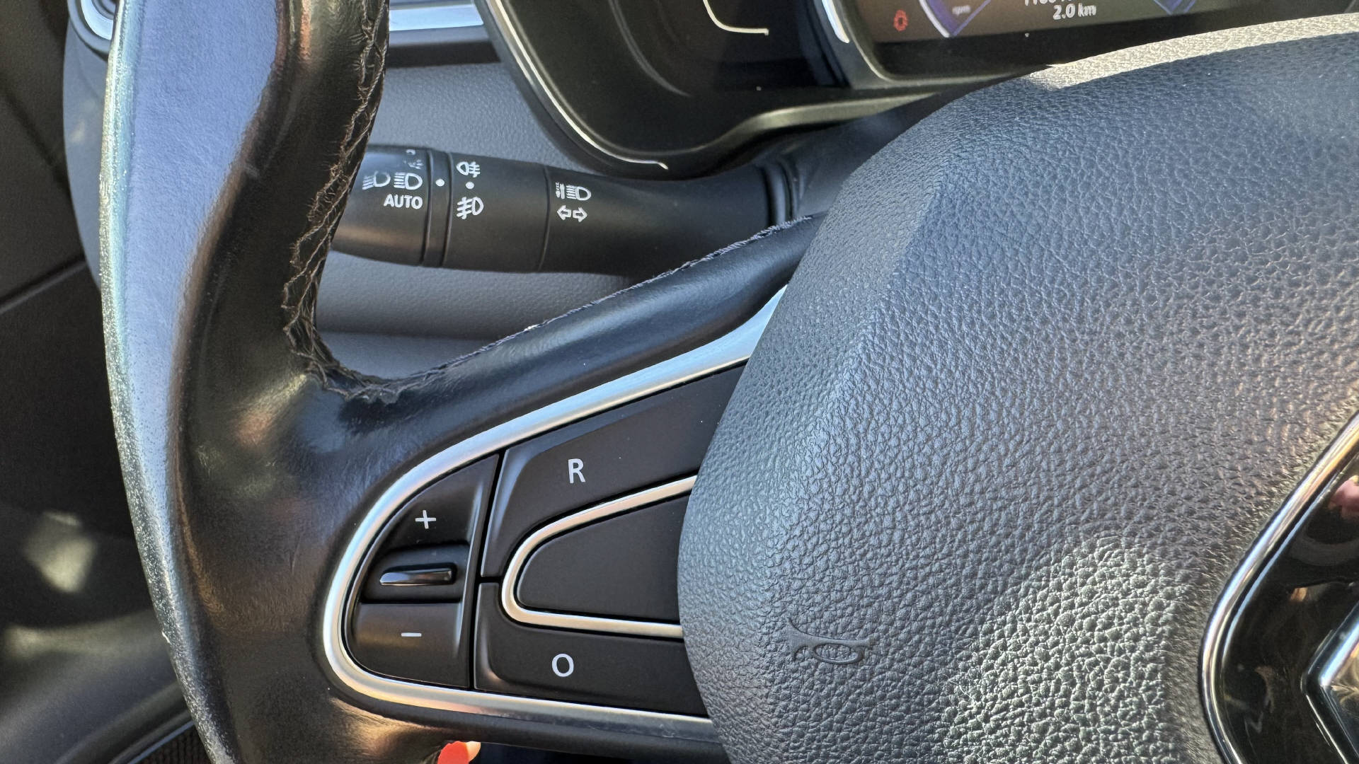 RENAULT Kadjar 1.2 TCe Bose-image-8