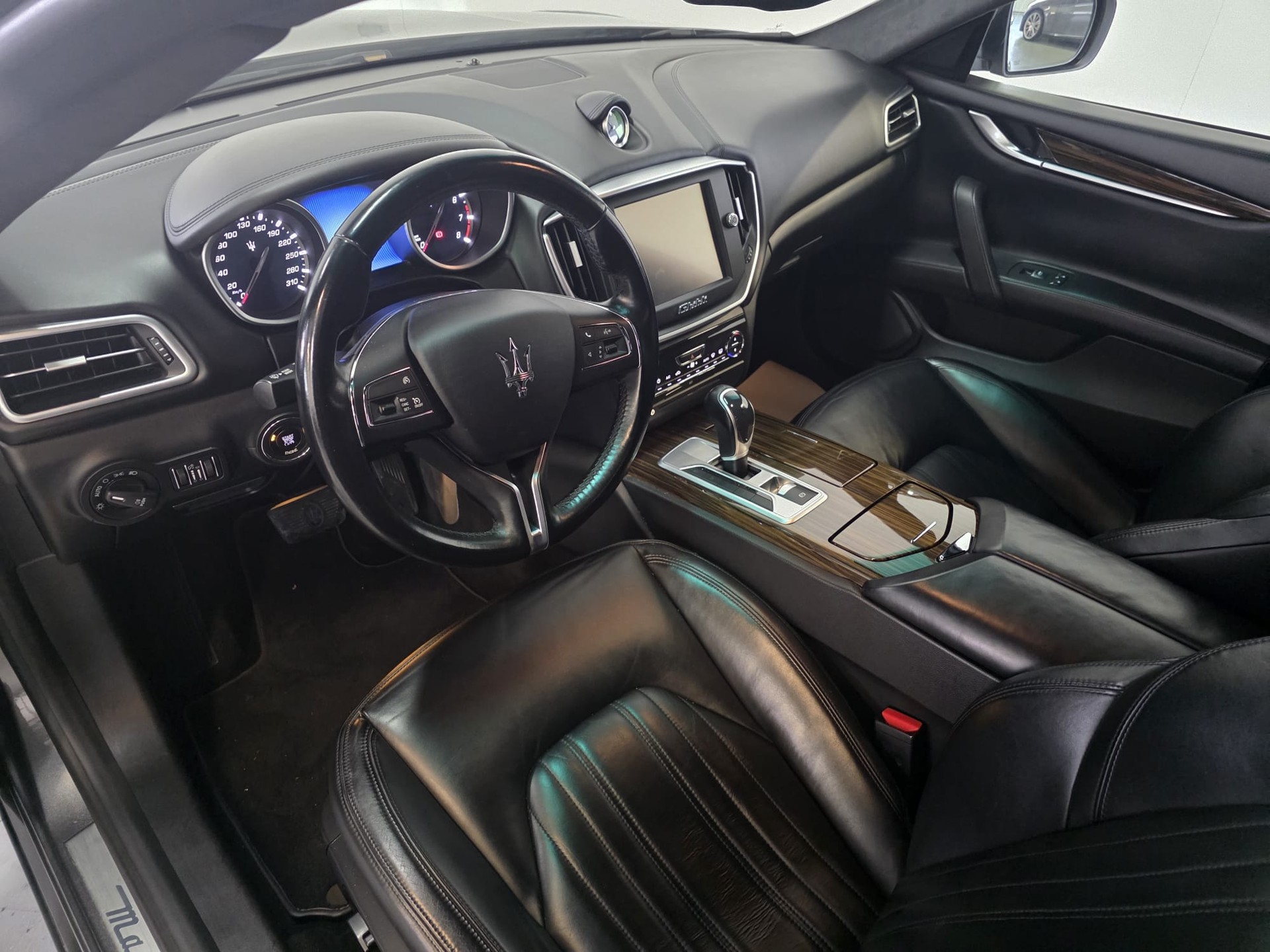 MASERATI Ghibli 3.0 V6 Automatica-image-20