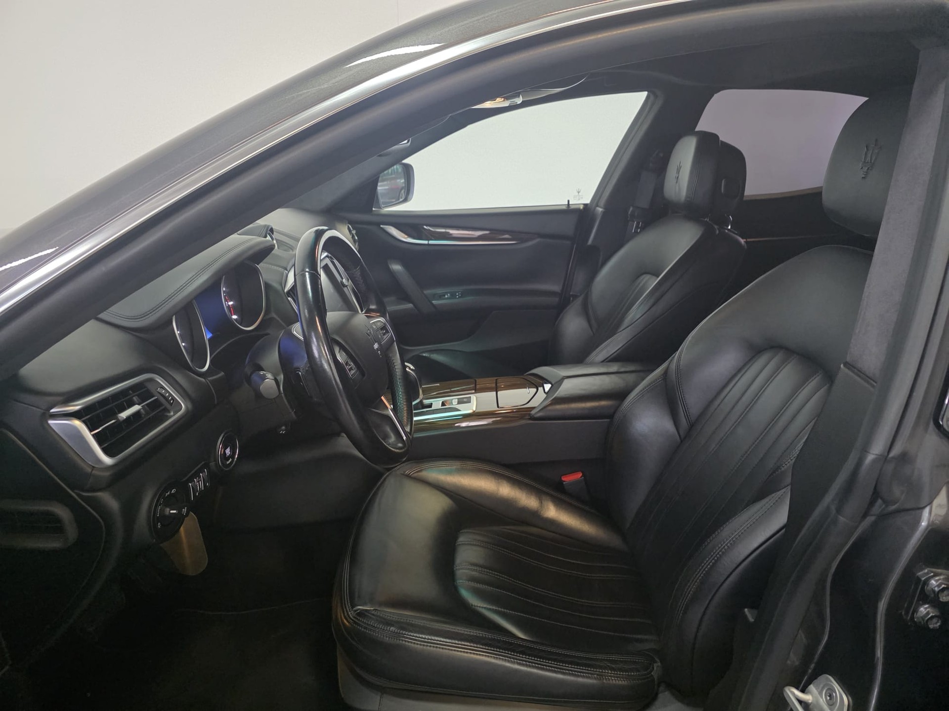 MASERATI Ghibli 3.0 V6 Automatica-image-21