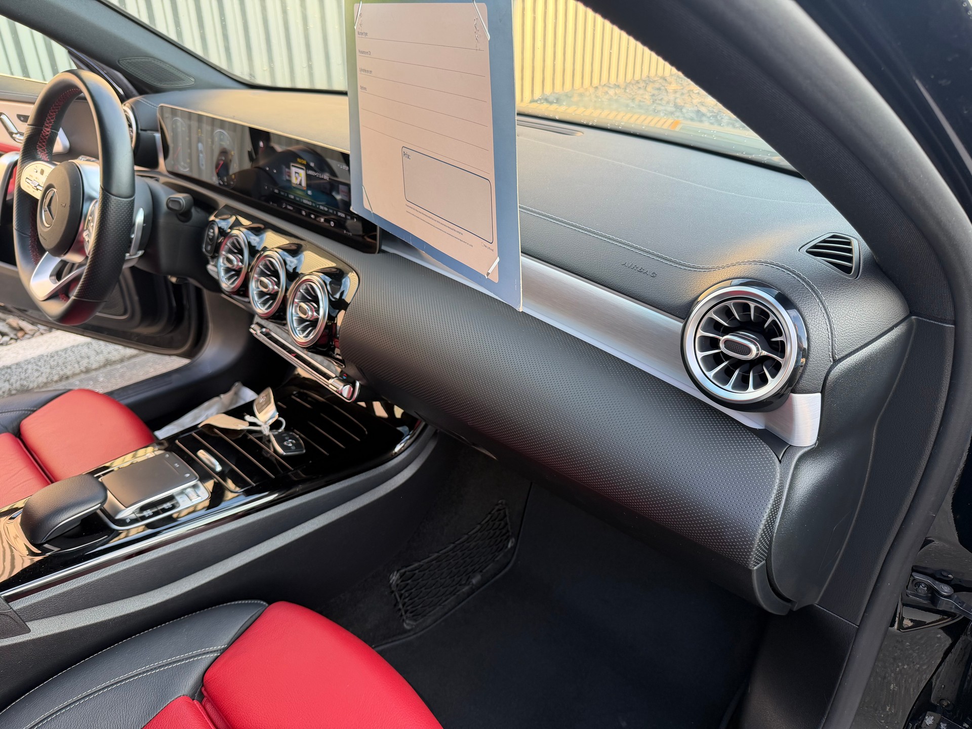 MERCEDES-BENZ A 180 AMG Line 7G-DCT-image-29