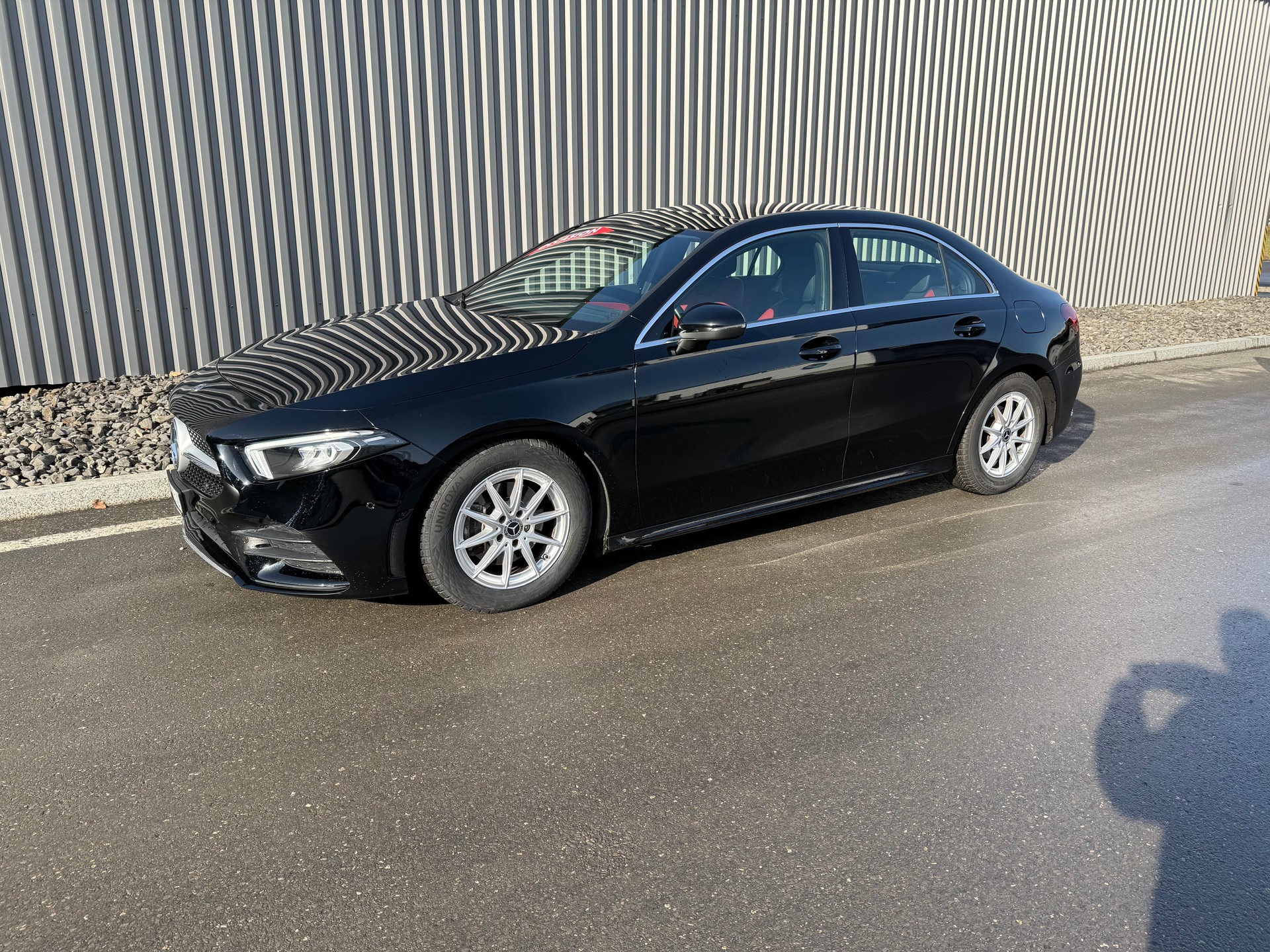 MERCEDES-BENZ A 180 AMG Line 7G-DCT-image-0
