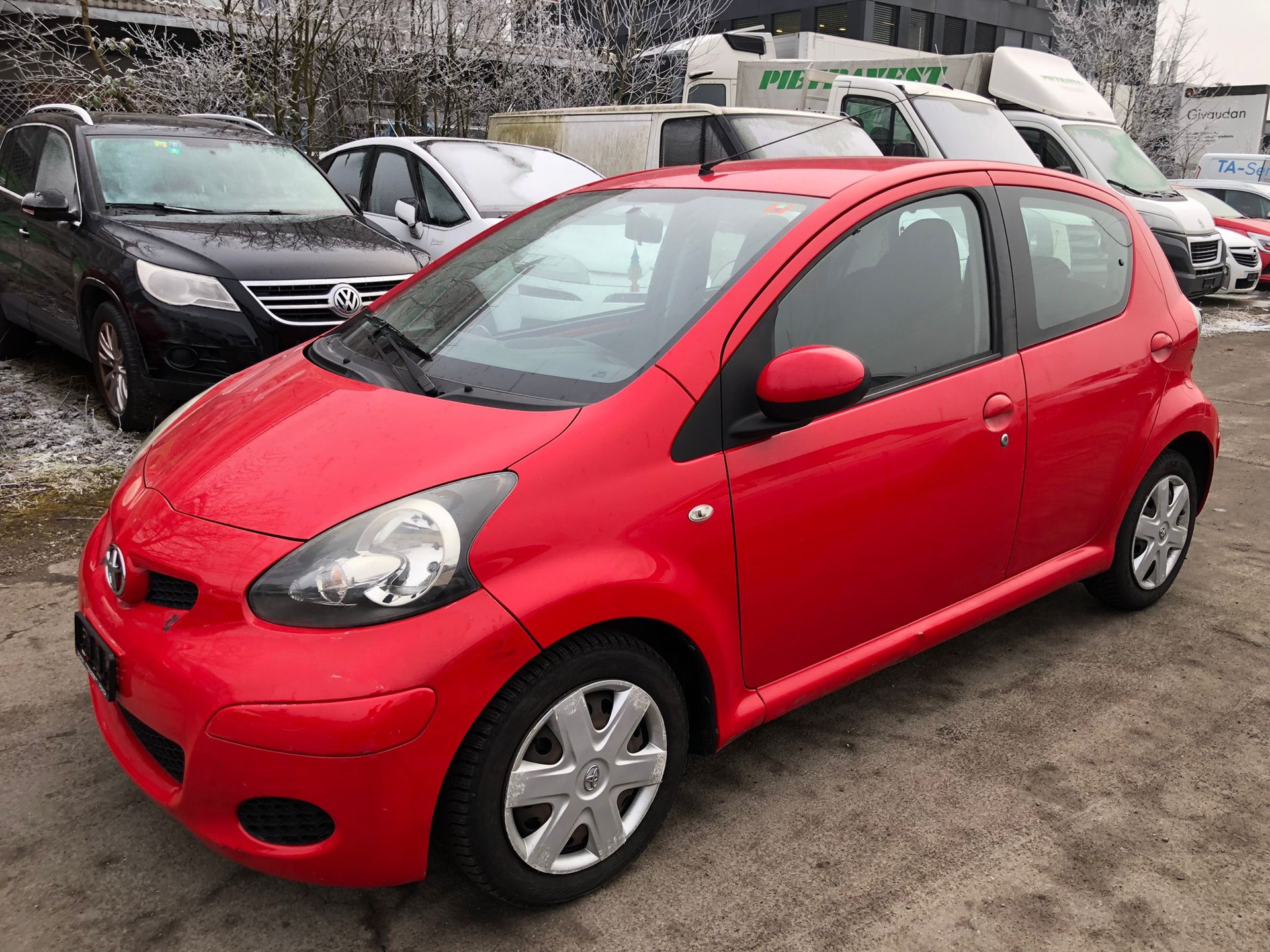 TOYOTA Aygo 1.0 Linea Terra-image-1
