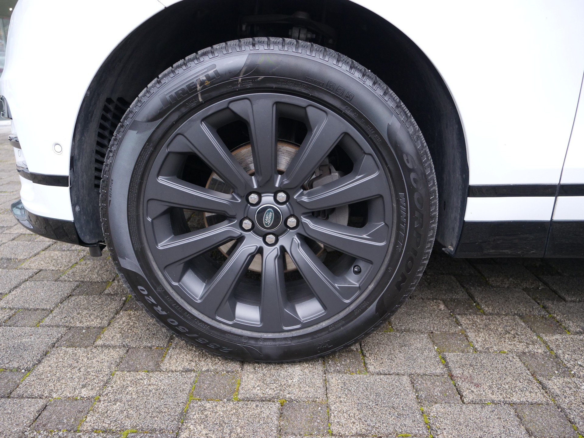 LAND ROVER Range Rover Velar R-Dynamic D 180 SE Automatic-image-19