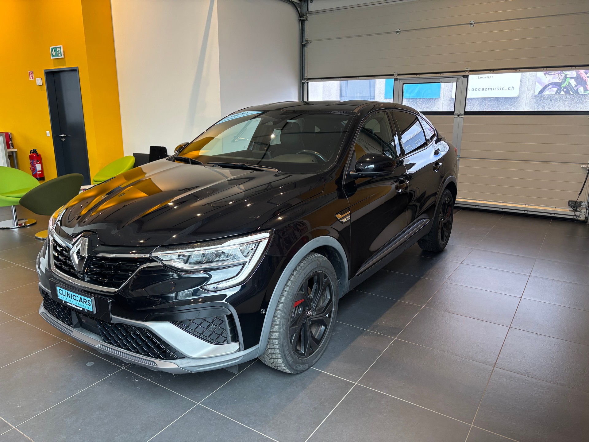 RENAULT Arkana 1.6 E-Tech R.S.Line-image-2