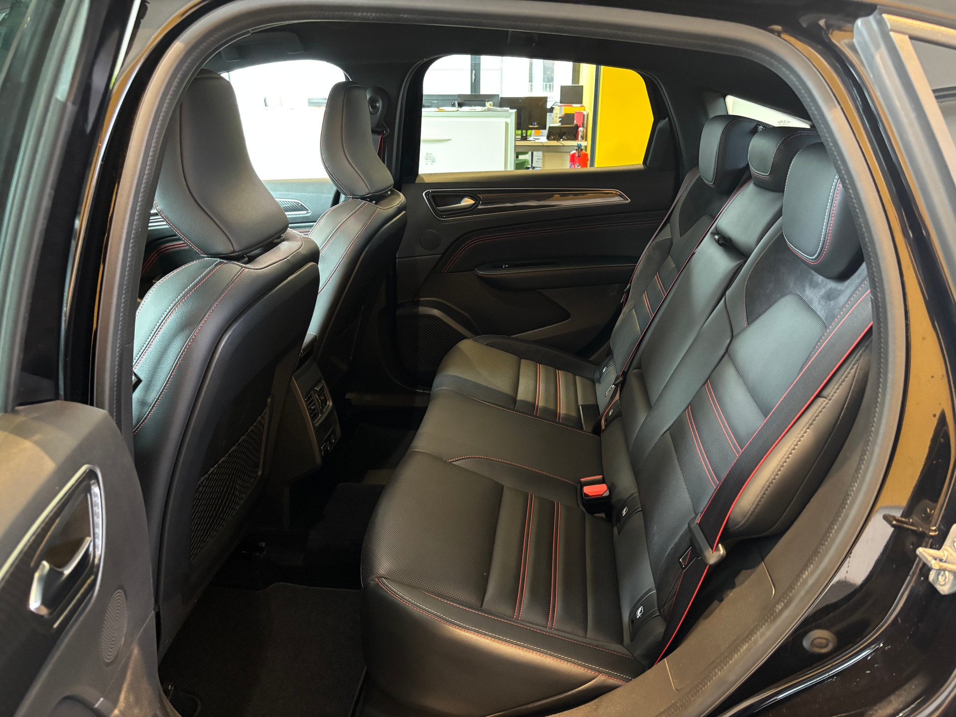 RENAULT Arkana 1.6 E-Tech R.S.Line-image-12