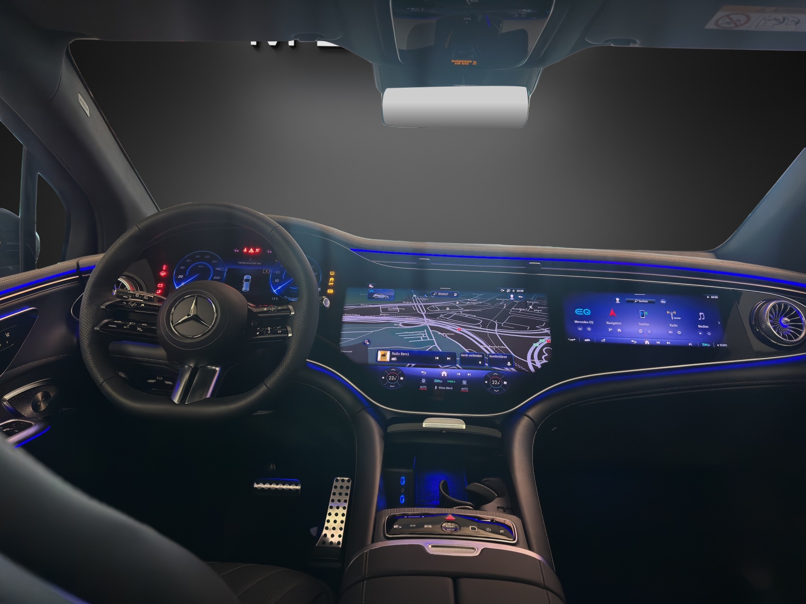 MERCEDES-BENZ EQE SUV 350 4 M Ecellence AMG Line-image-9