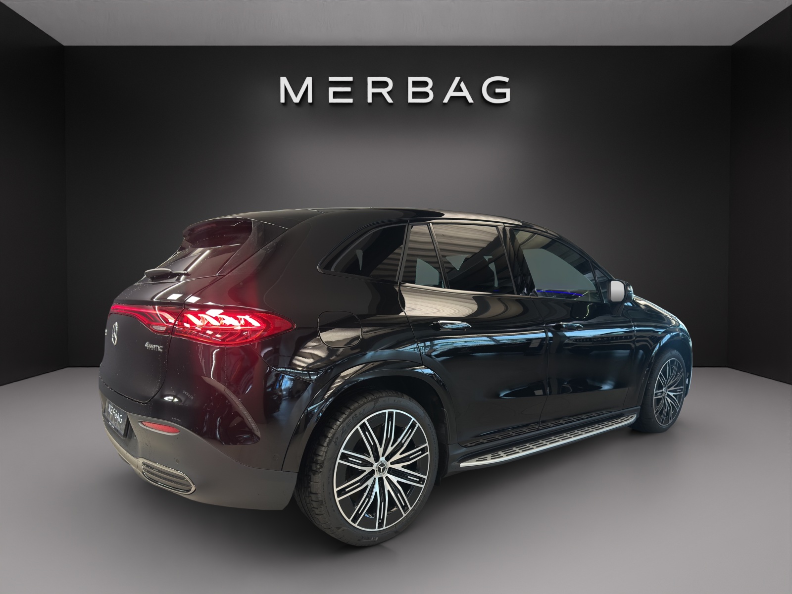 MERCEDES-BENZ EQE SUV 350 4 M Ecellence AMG Line-image-5